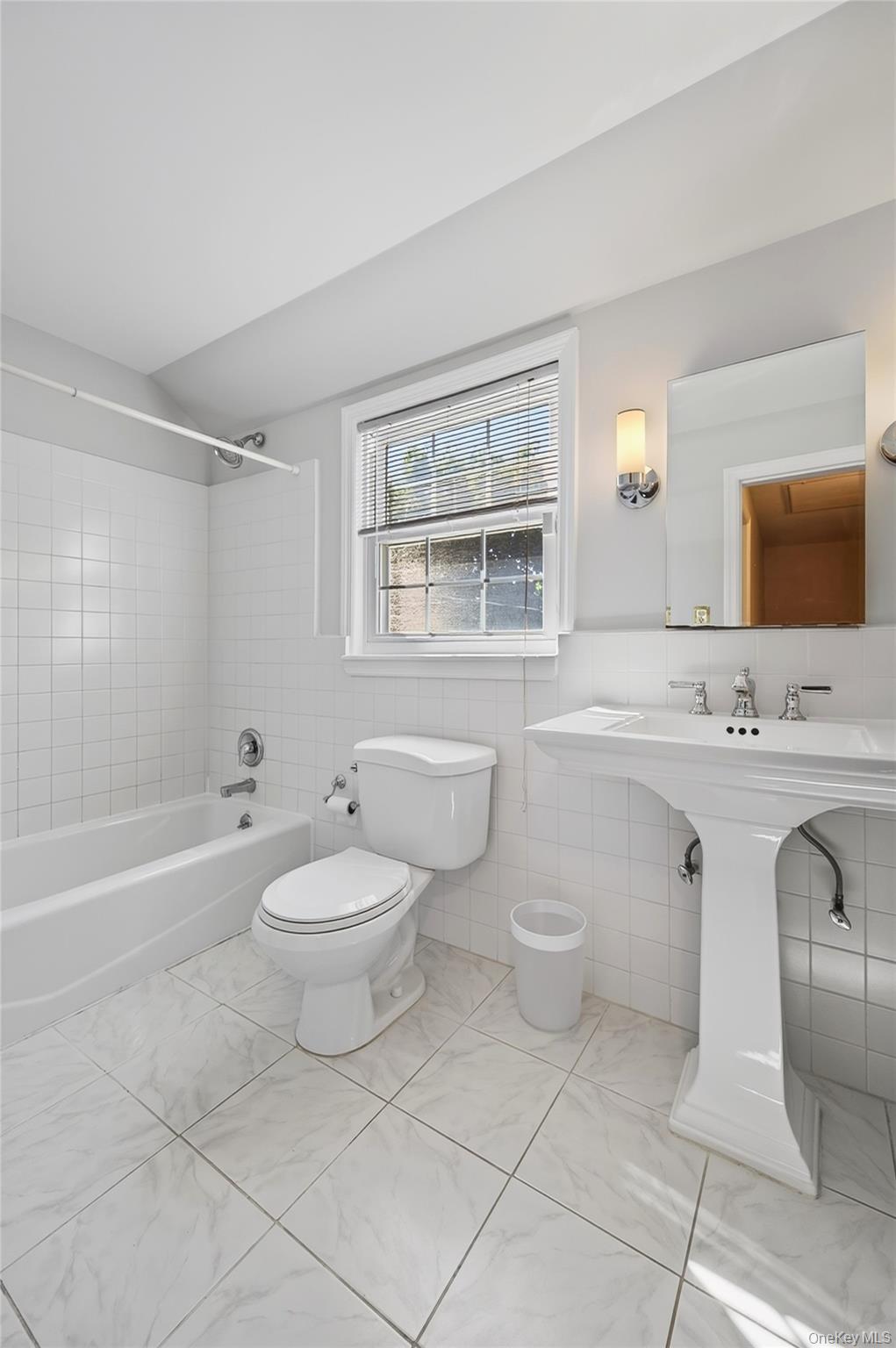 108 Kingsbury Road — photo 30