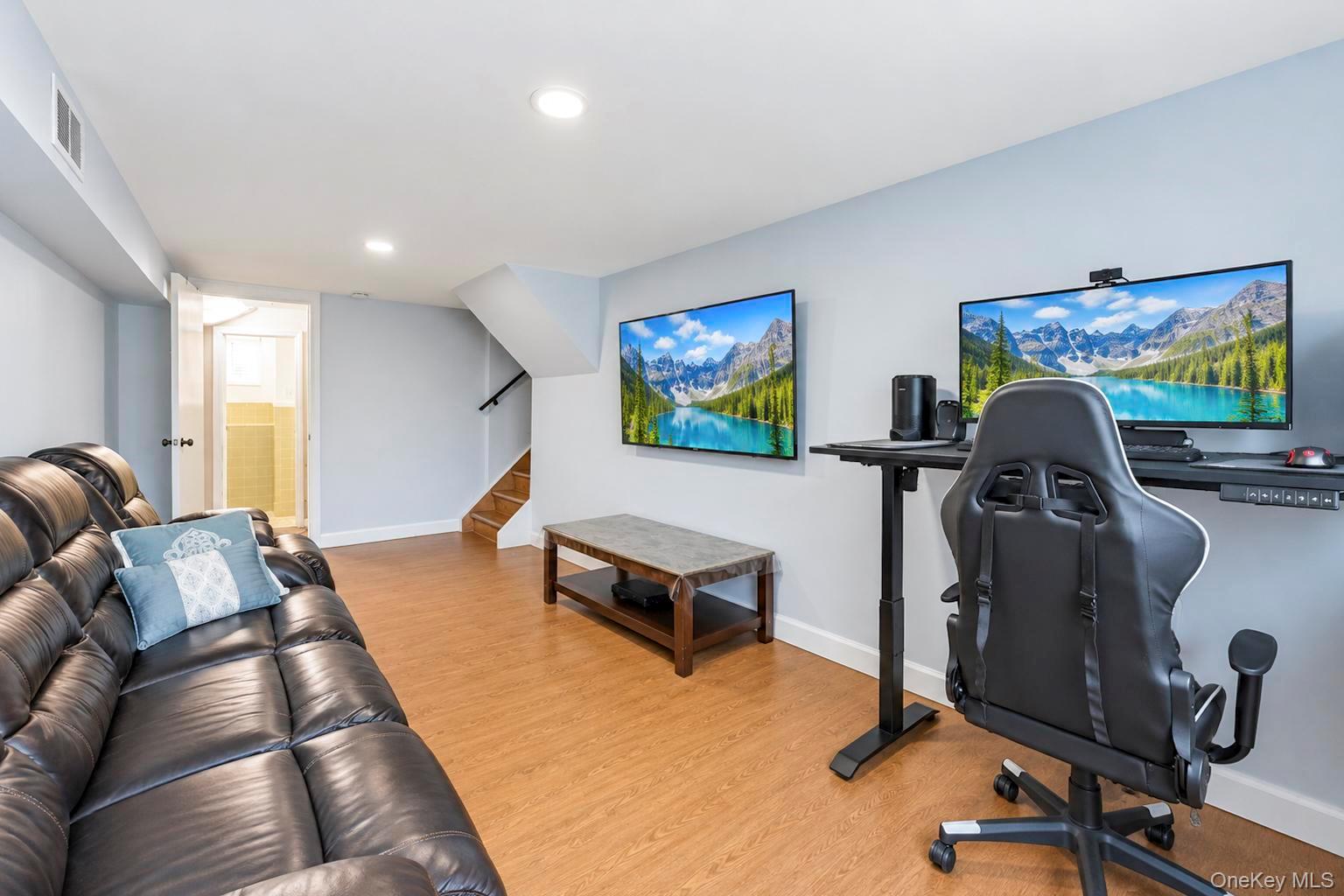 455 Pacific Street — photo 34