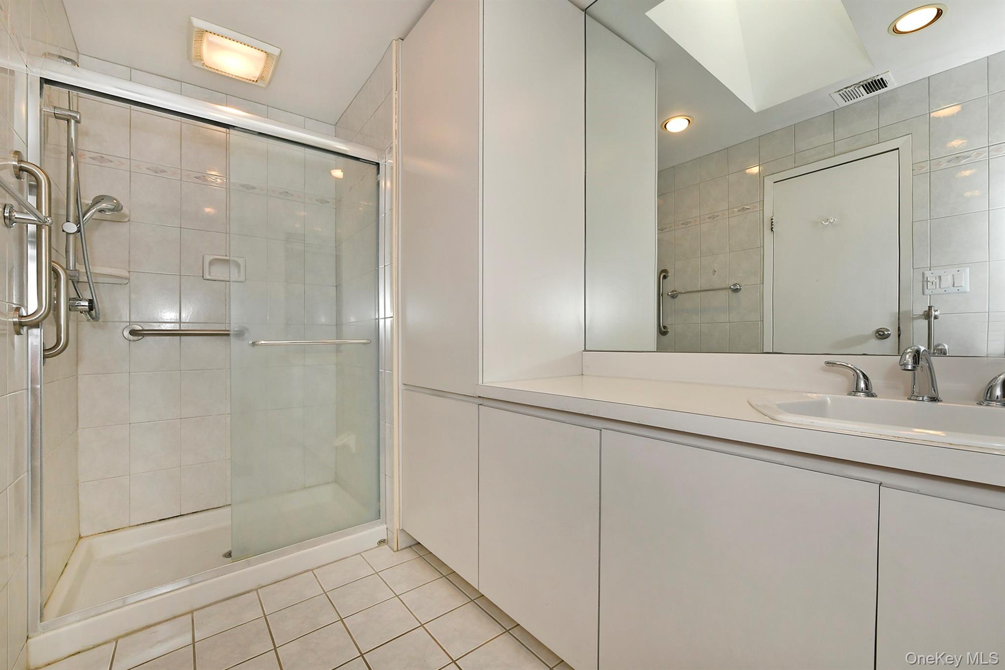 19 Frost Pond Drive — photo 13