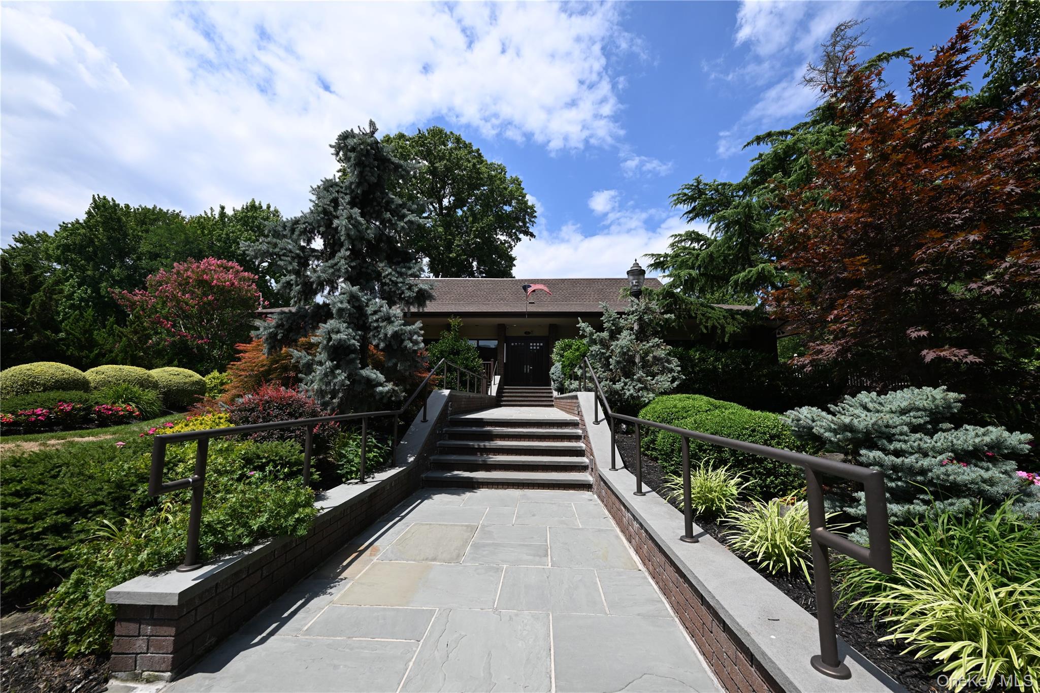 19 Frost Pond Drive — photo 17