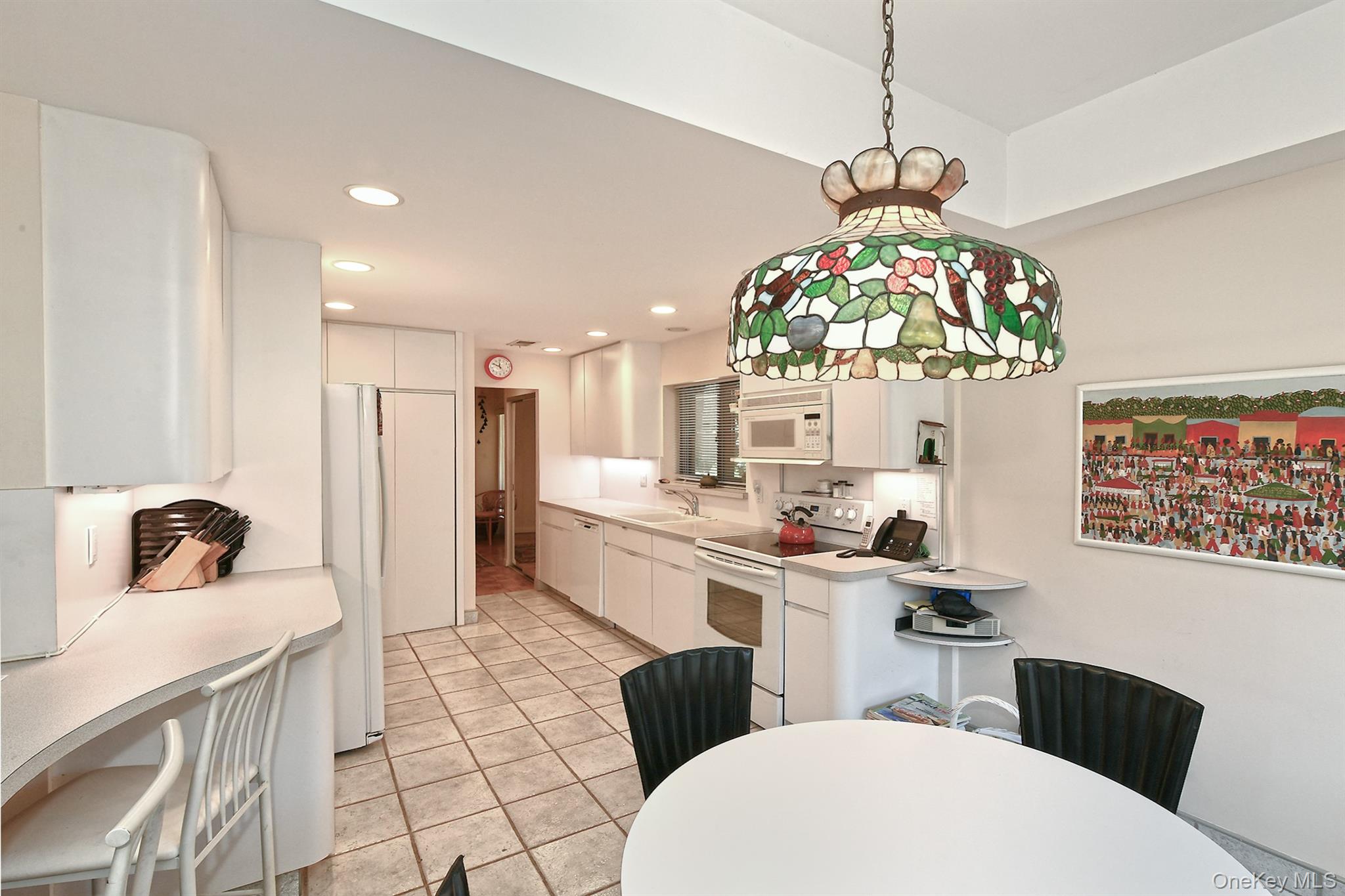 19 Frost Pond Drive — photo 9
