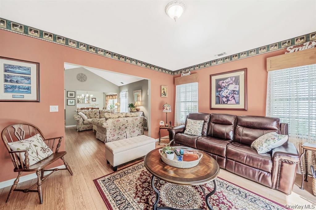 63 Madison Circle — photo 8