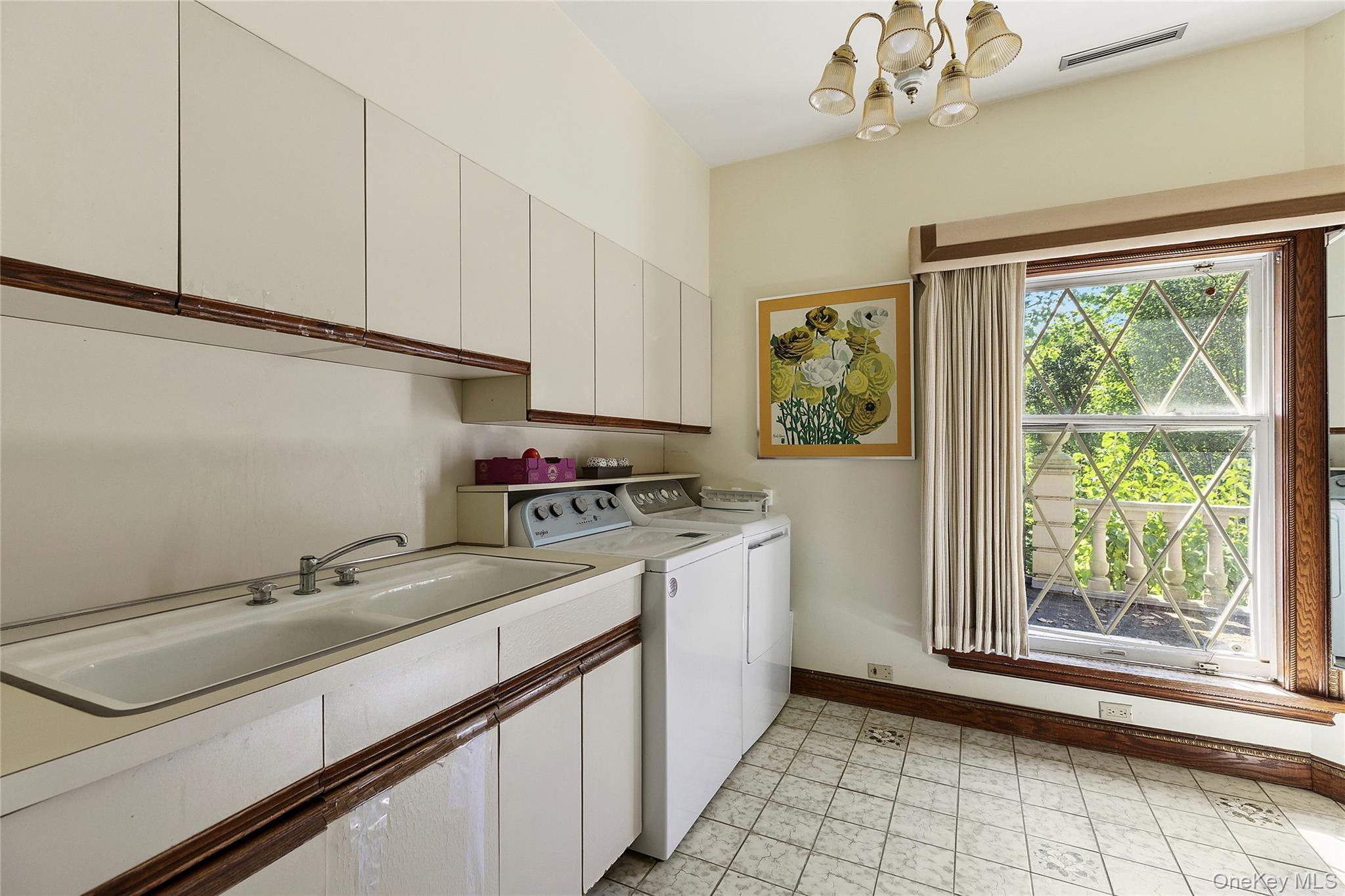 13 Chanticlare Drive — photo 34