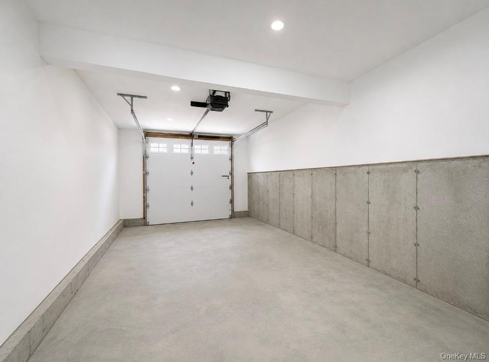 186 Huguenot Drive — photo 21