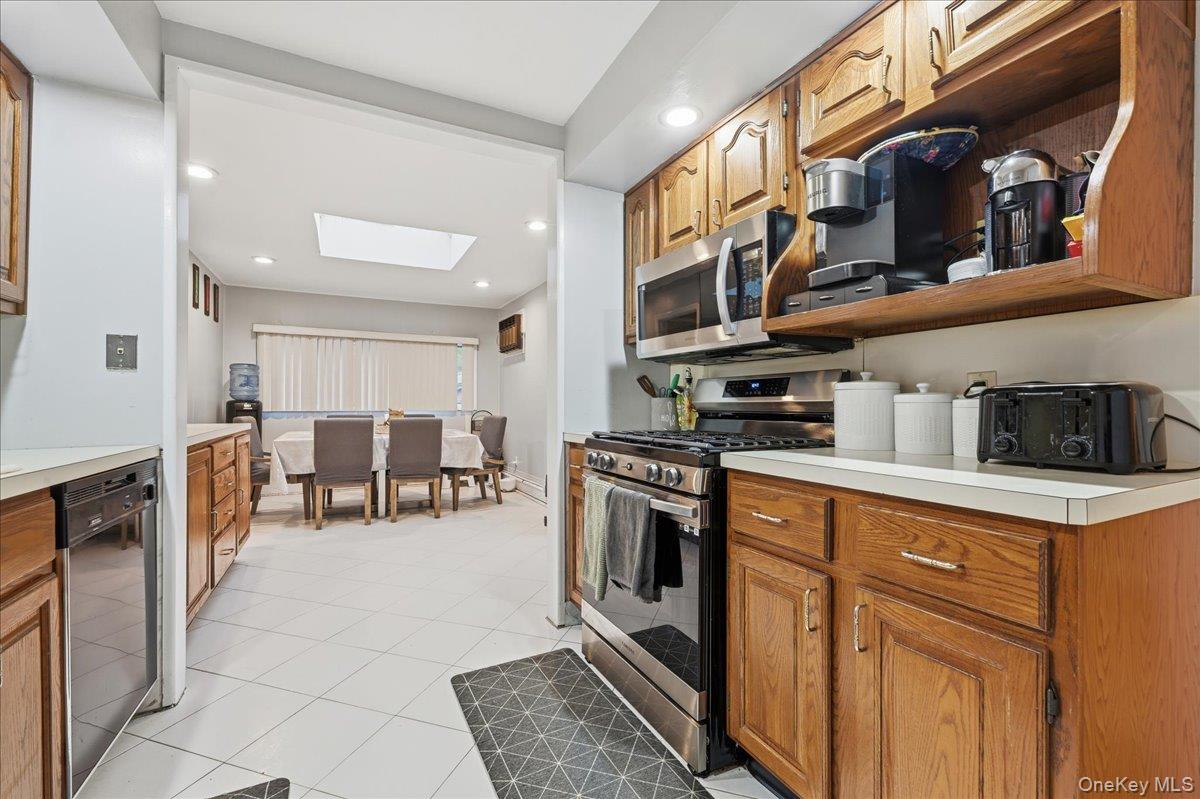 120 Bruce Terrace — photo 10