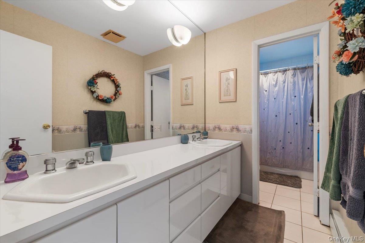 2 Fairfax Road — photo 25