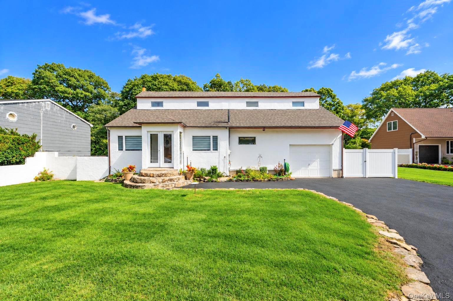 1219 Coates Avenue — photo 4