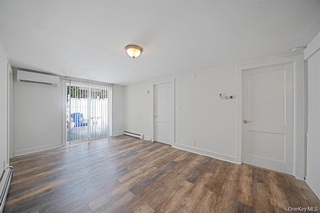 32 Dewey Street — photo 3