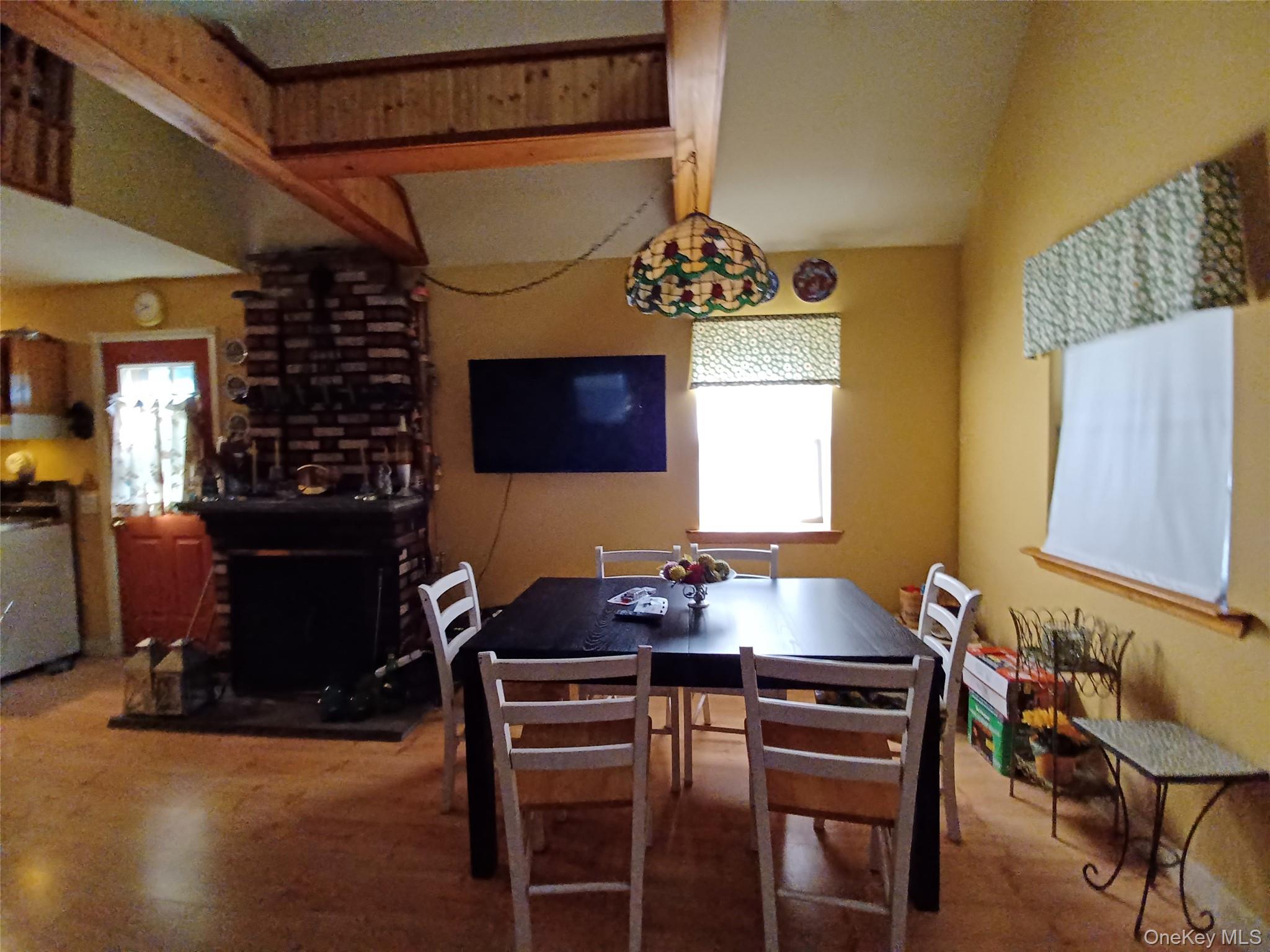 251 Jefferson Drive — photo 7