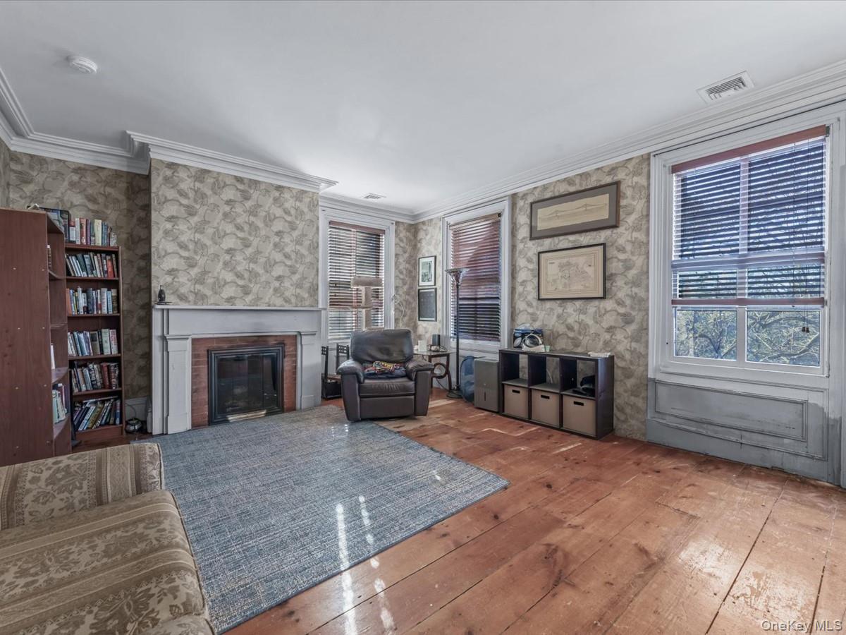 29 Center Drive — photo 22