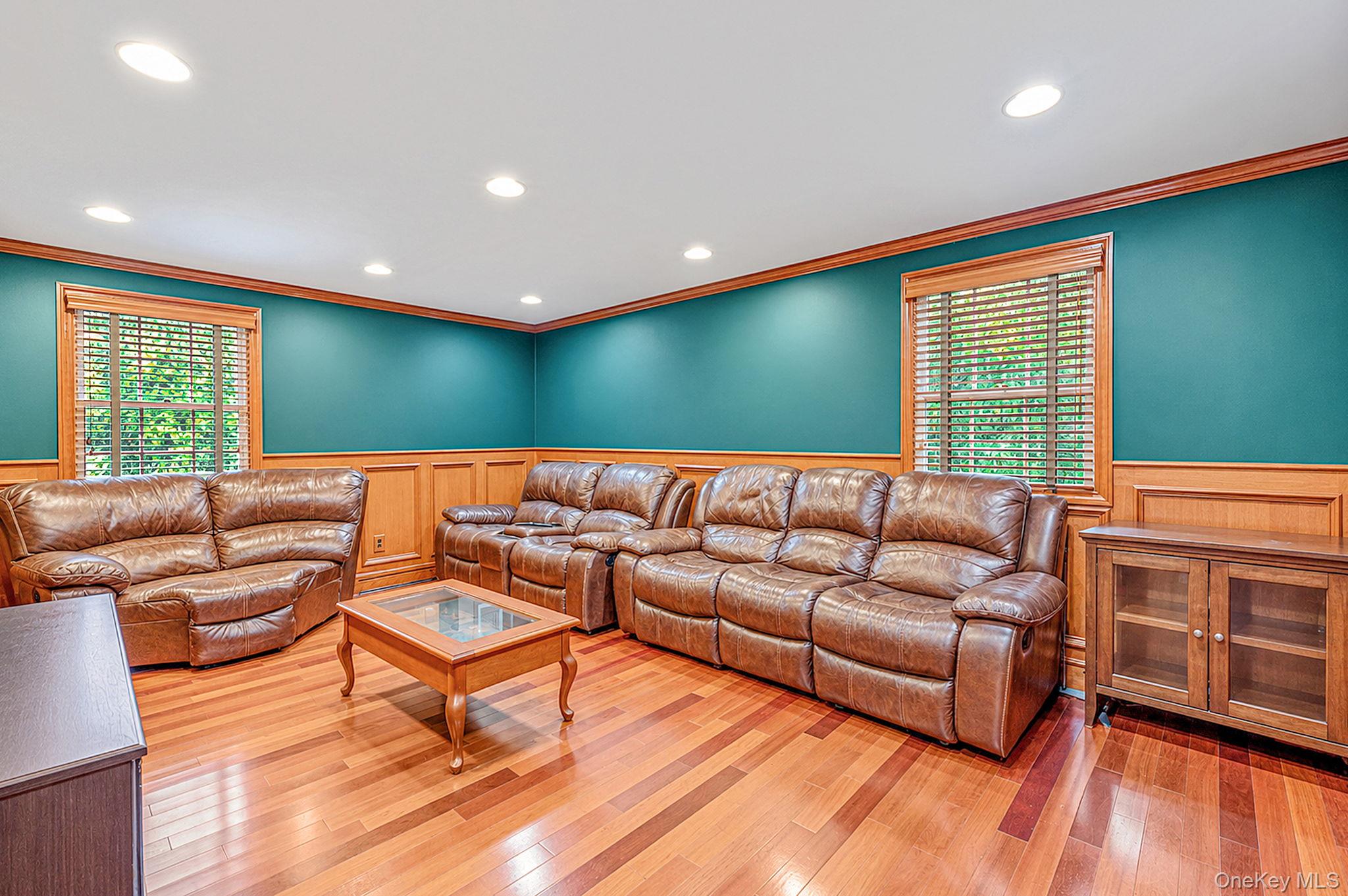 265 Oak Neck Lane — photo 29