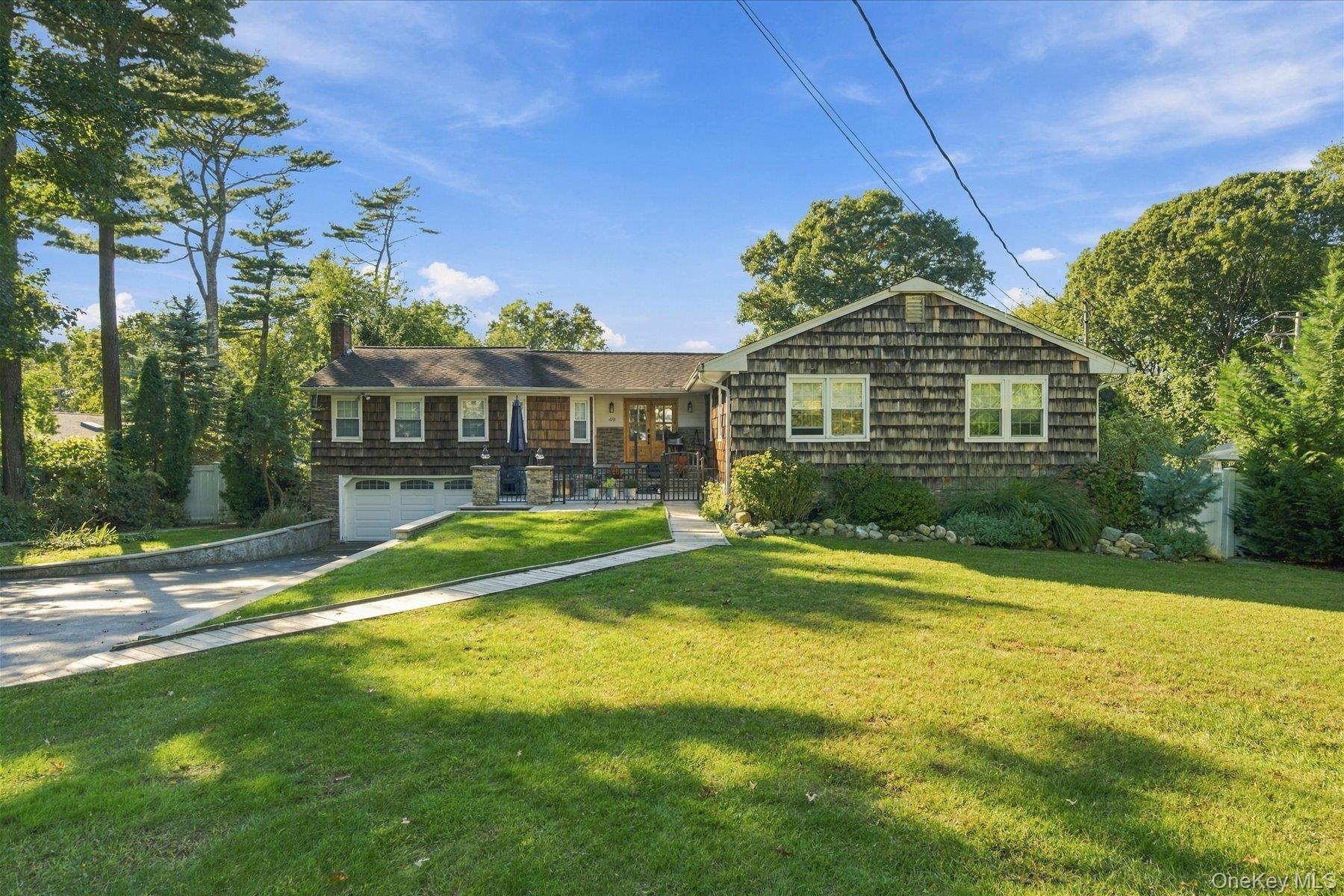 49 Westview Drive, Miller Place