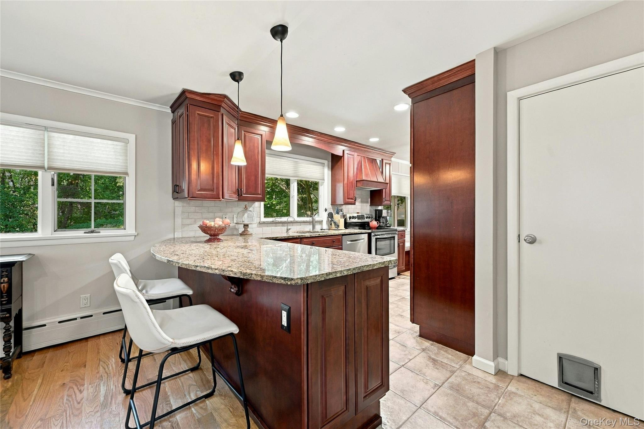 214 Norwood Avenue — photo 15