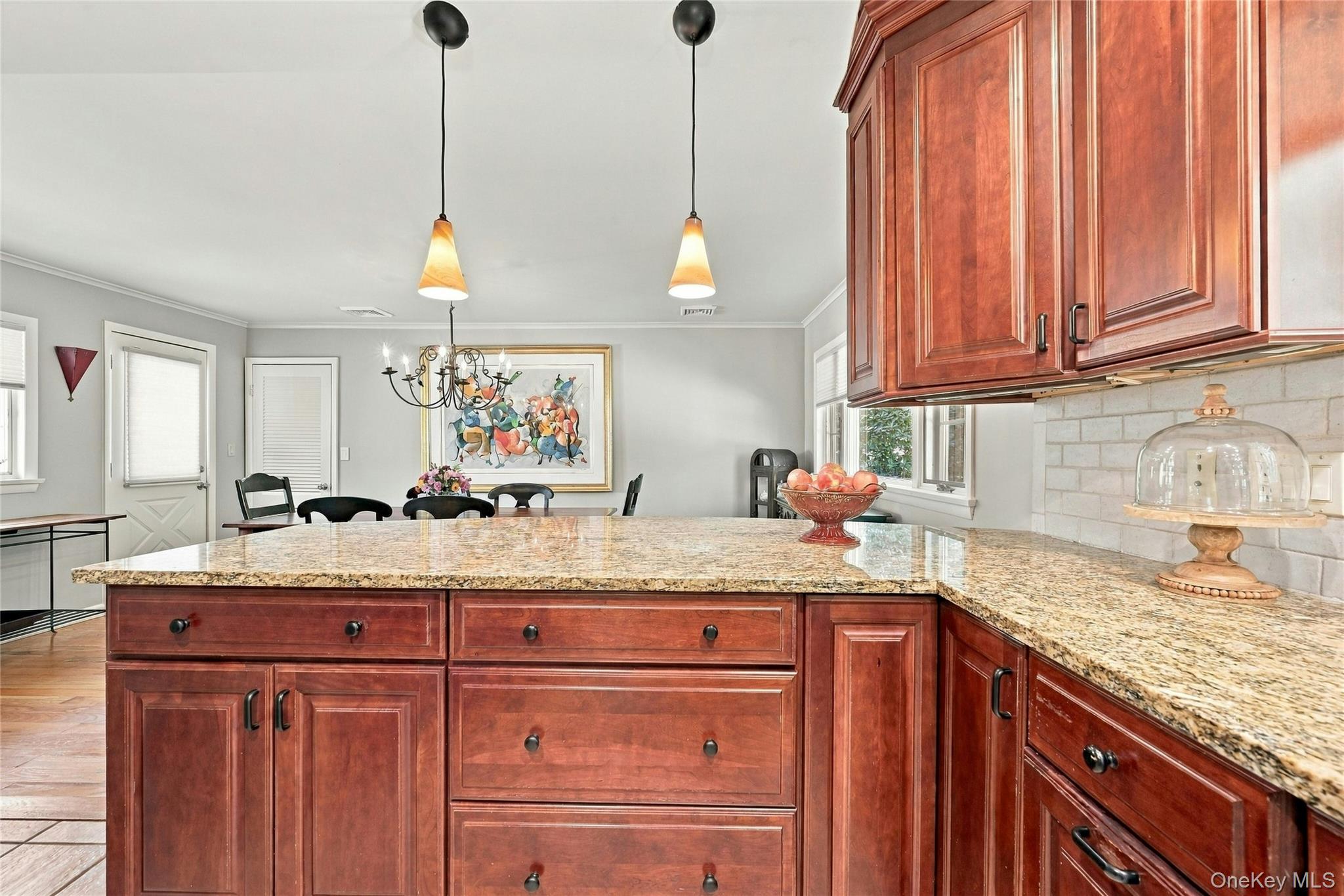 214 Norwood Avenue — photo 17