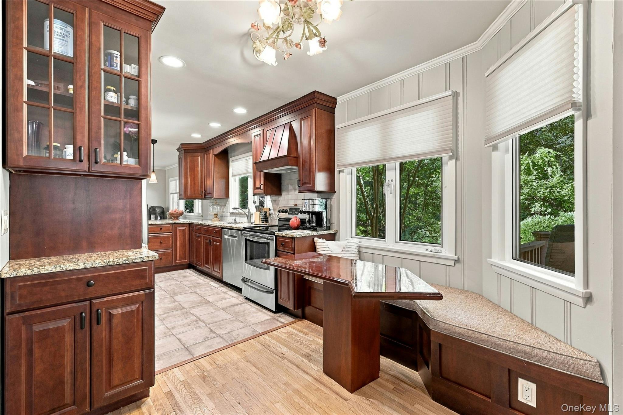214 Norwood Avenue — photo 18