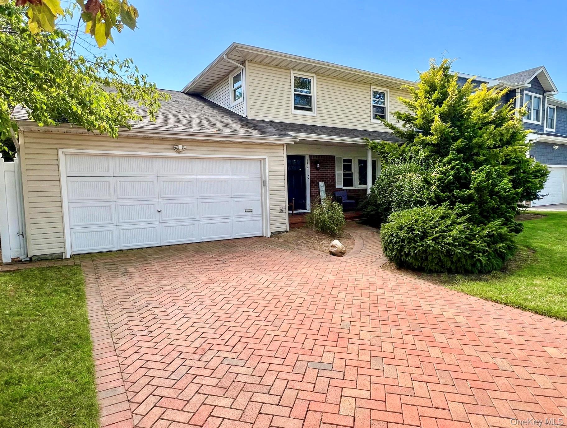112 Ivy Lane