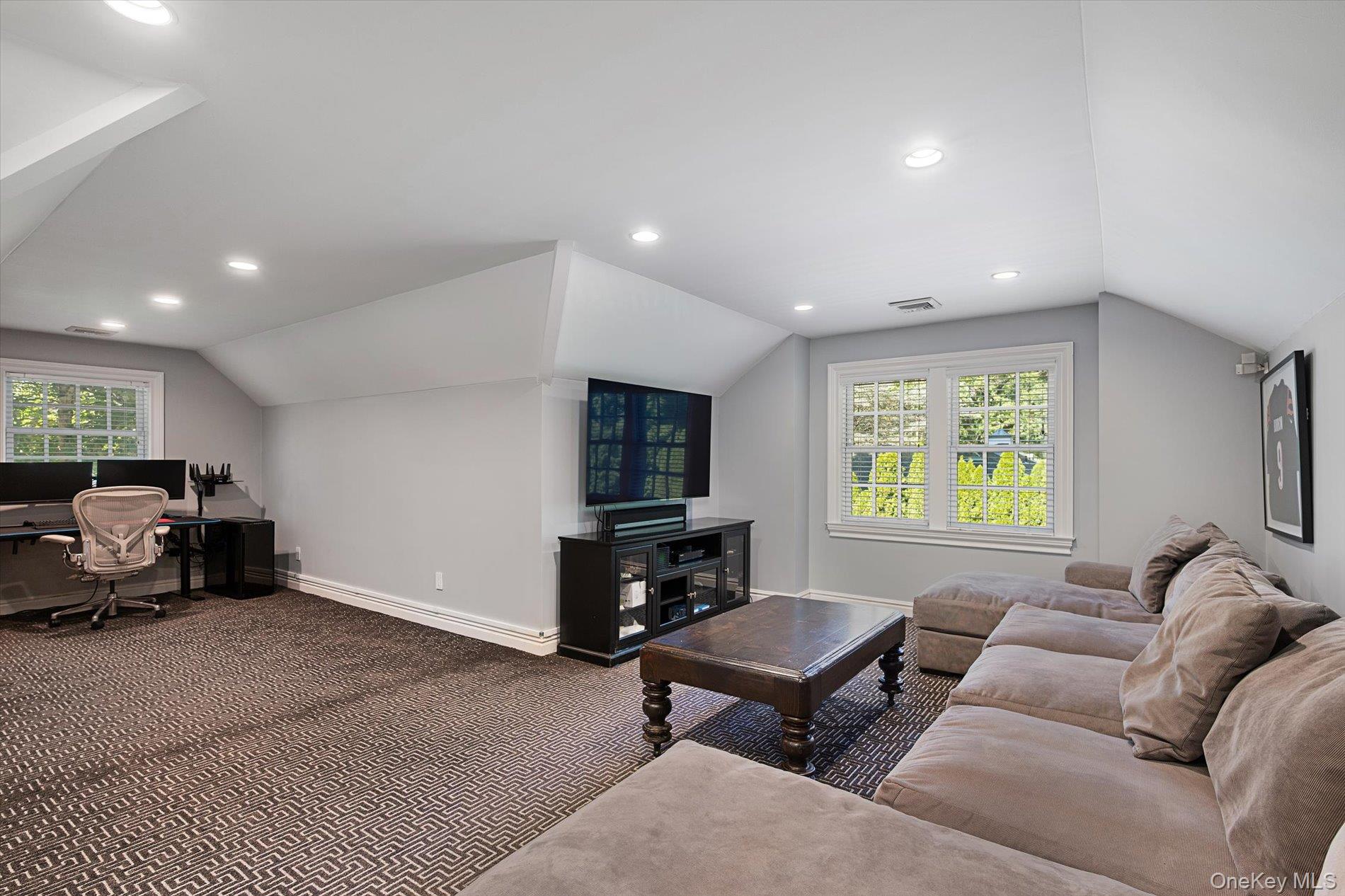 15 Haddington Drive — photo 24