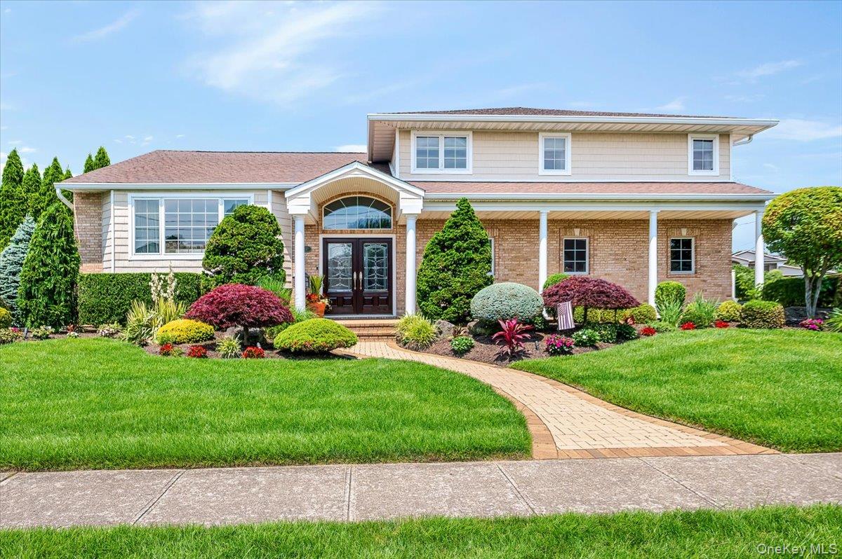 11 Knell Drive, Massapequa Park