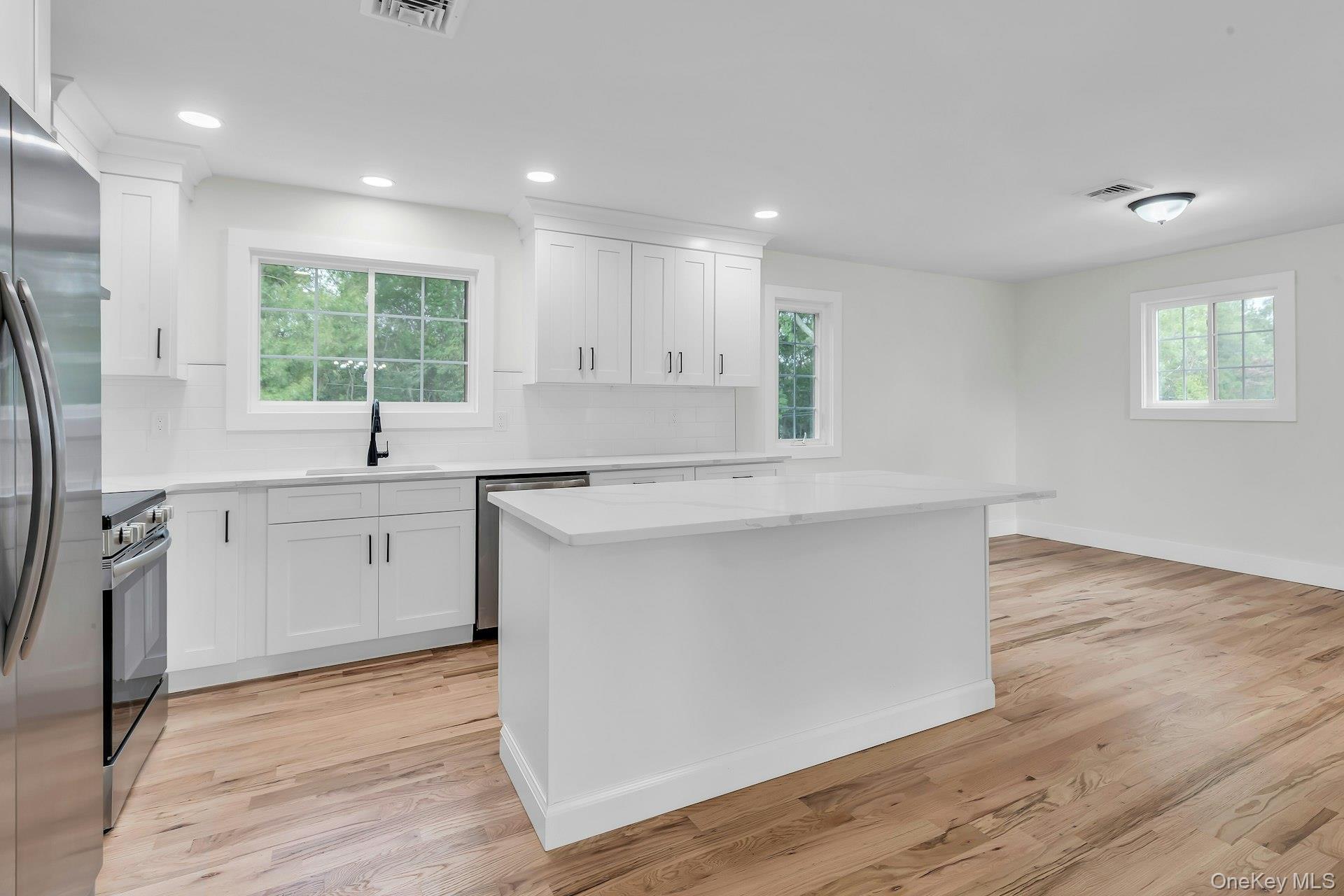 64 Skylark Drive — photo 5