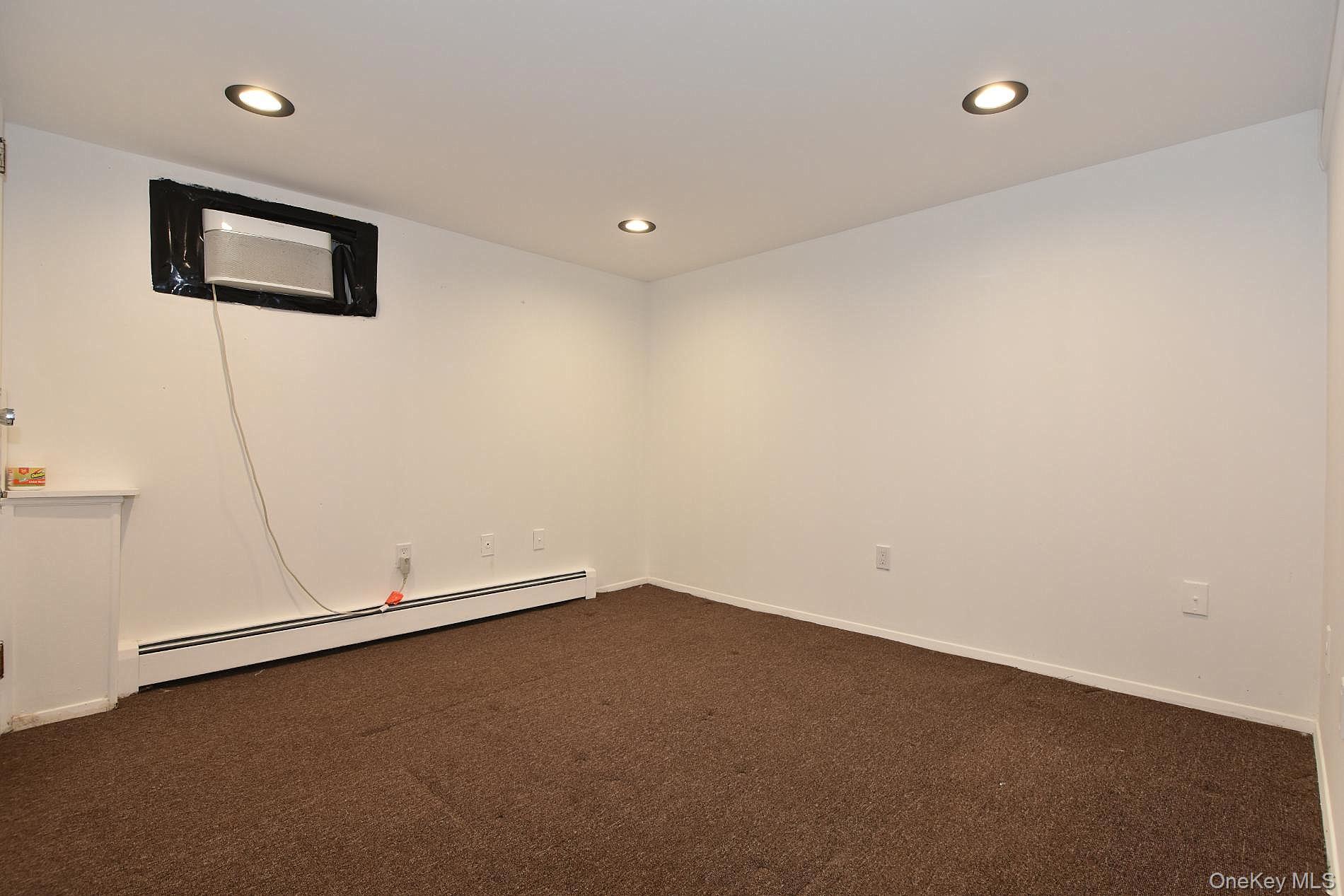2230 Louis Kossuth Avenue — photo 16