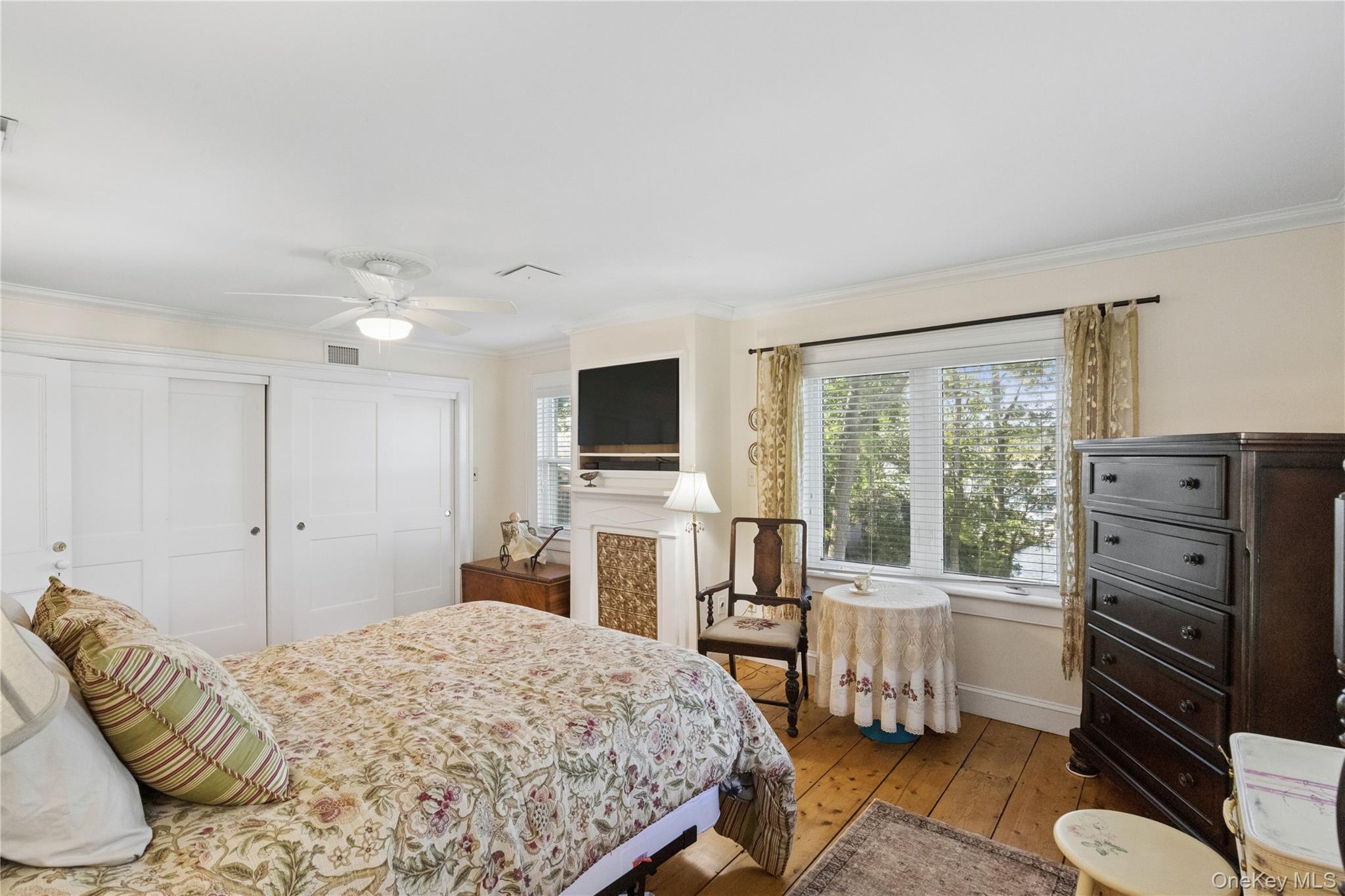43 Shore Road — photo 35