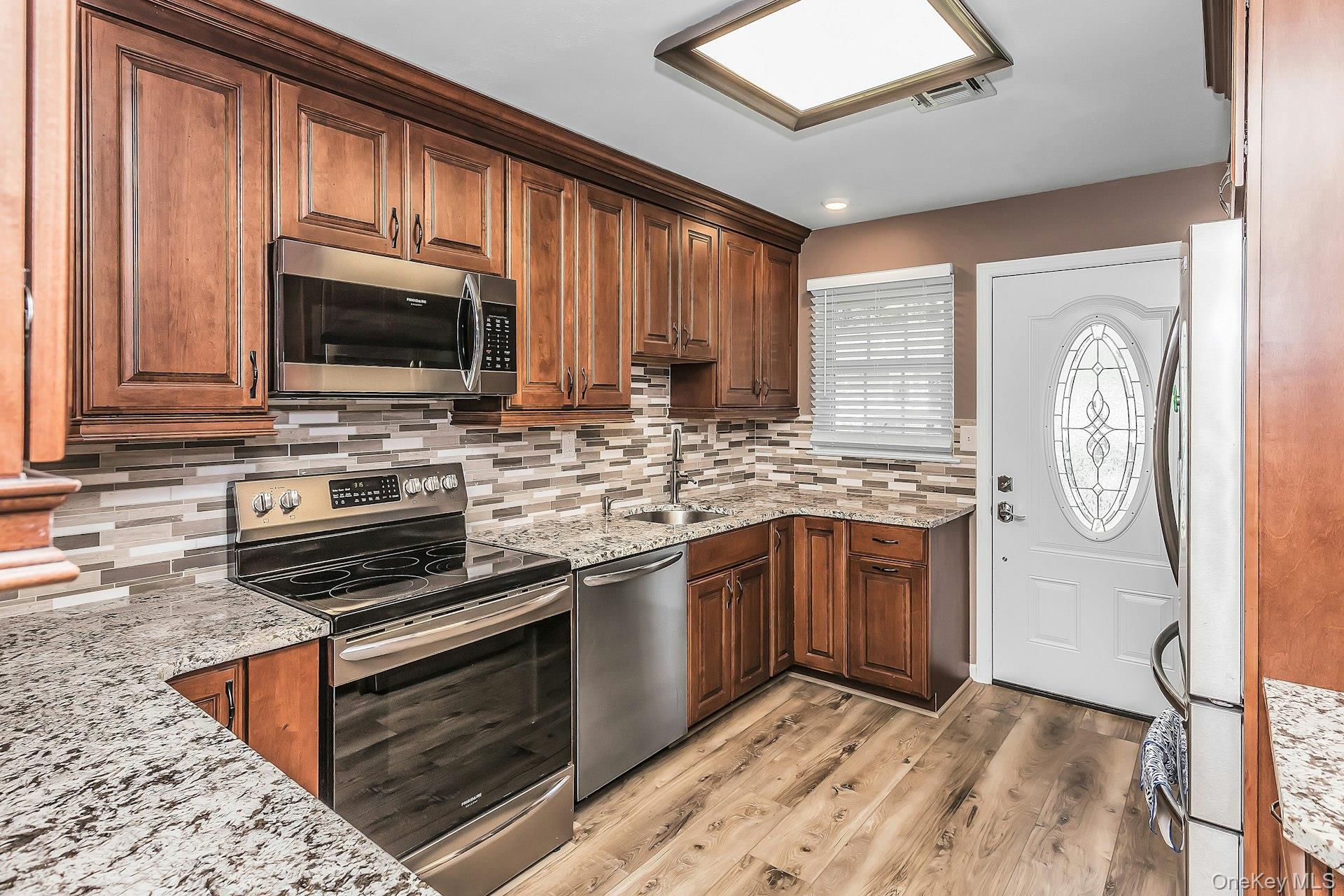 387 Woodbridge Drive #A — photo 8