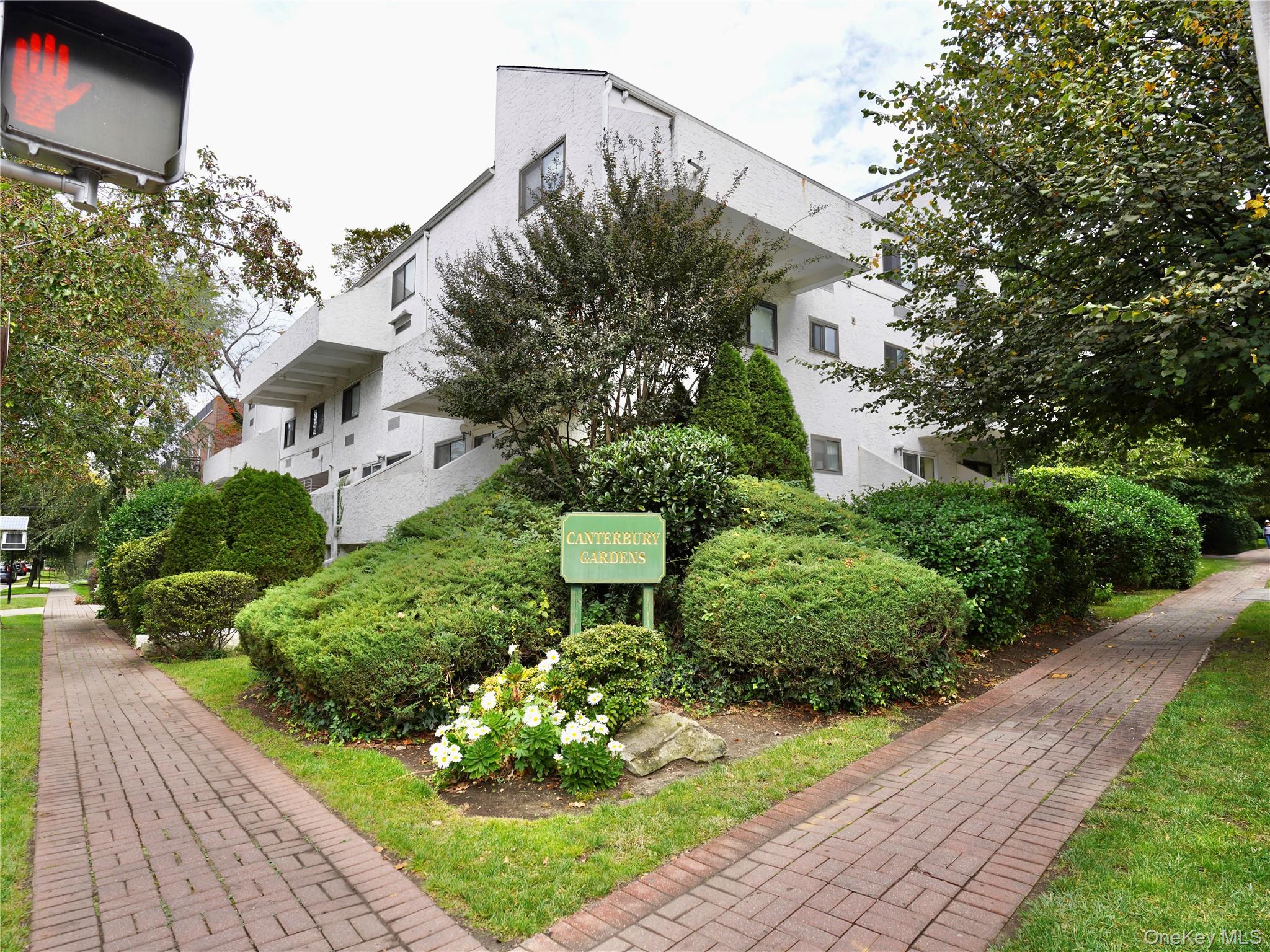 21 Canterbury Road #4 — photo 40
