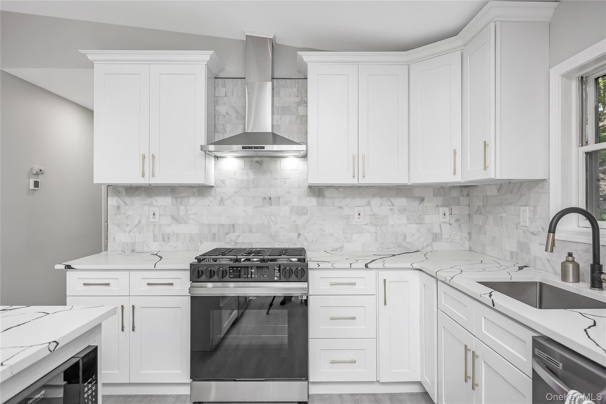 644 BREAD AND CHEESE HOLLOW Road — photo 8