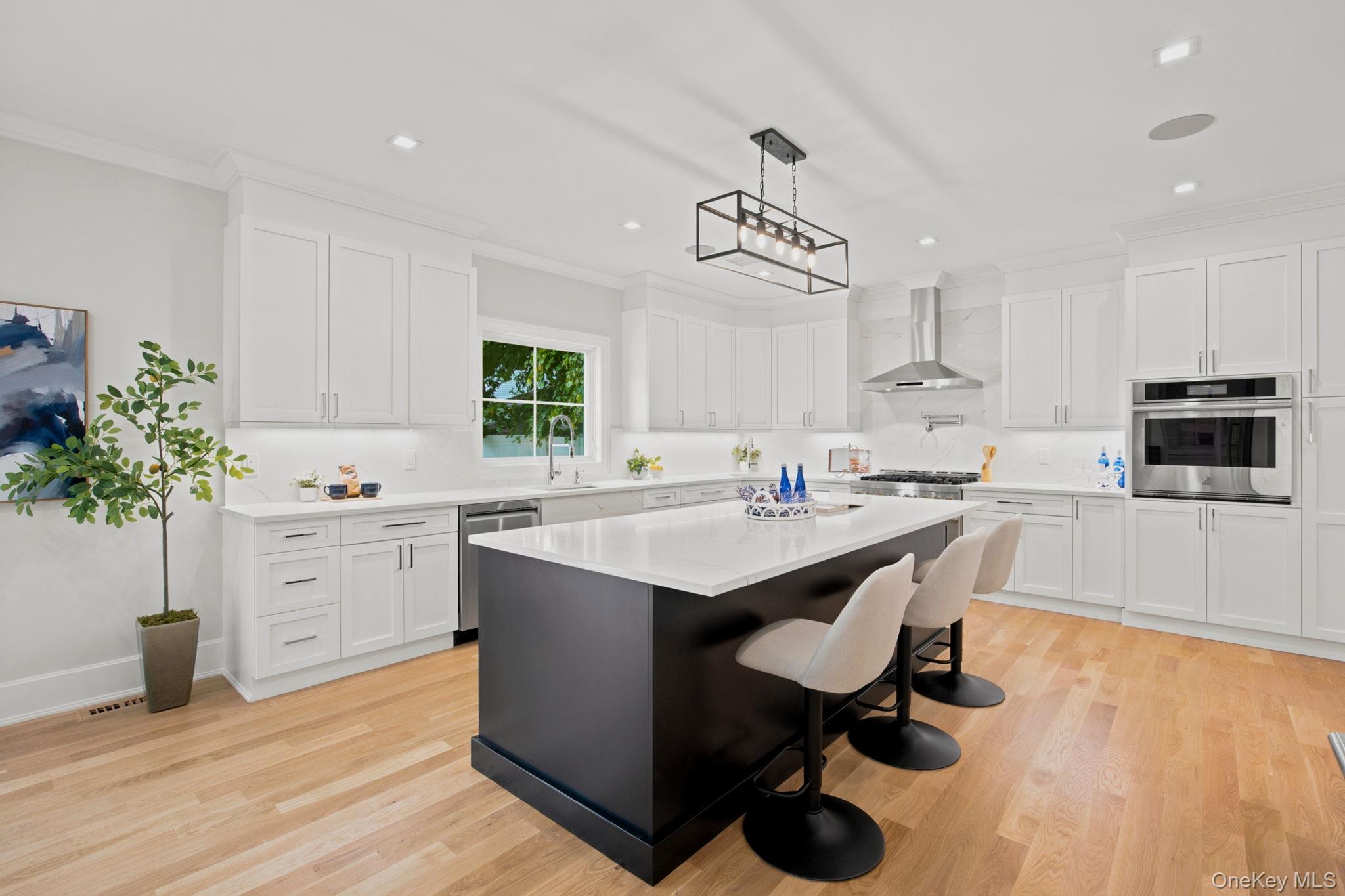 404 Langley Avenue — photo 12