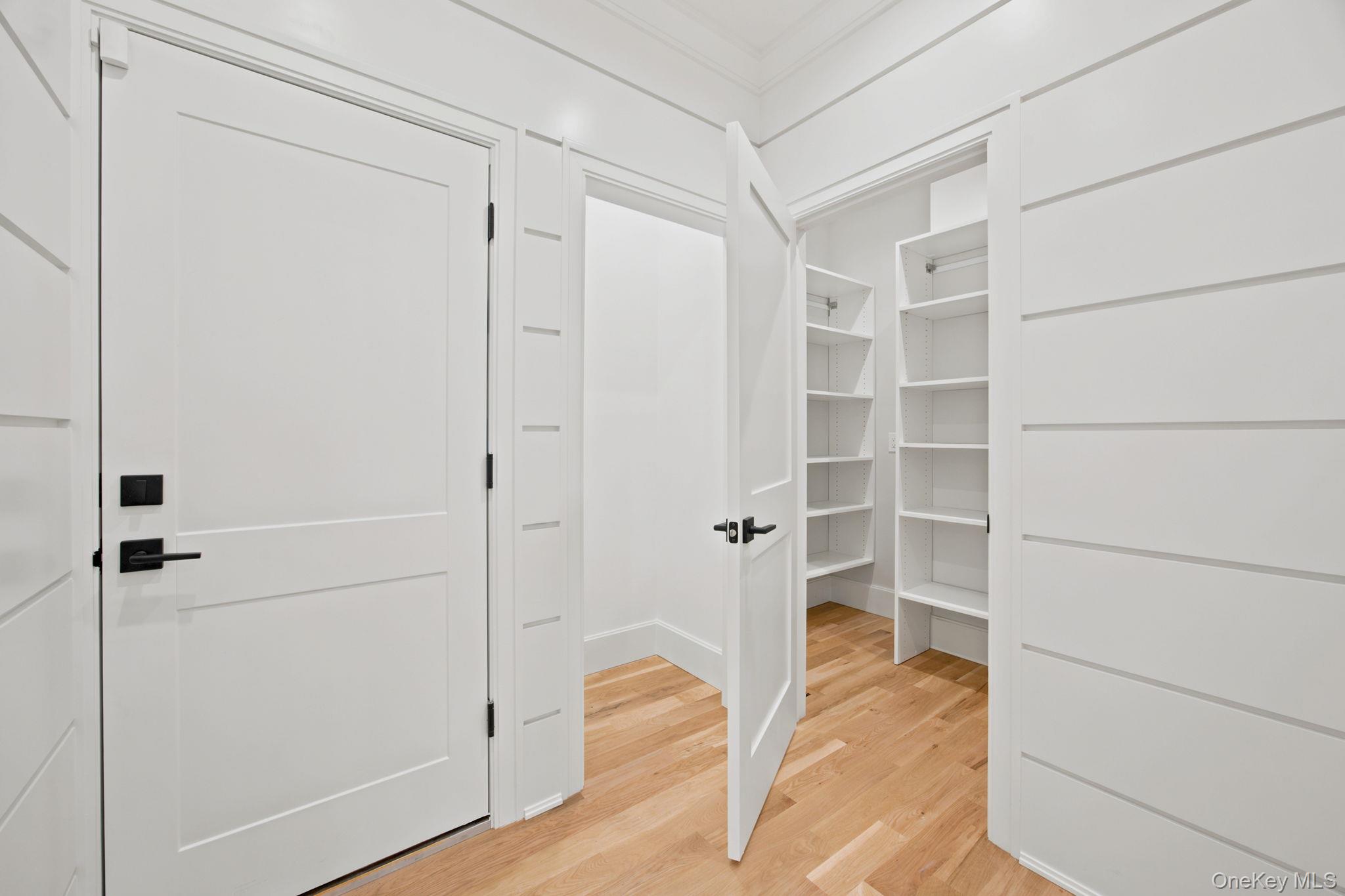 404 Langley Avenue — photo 17