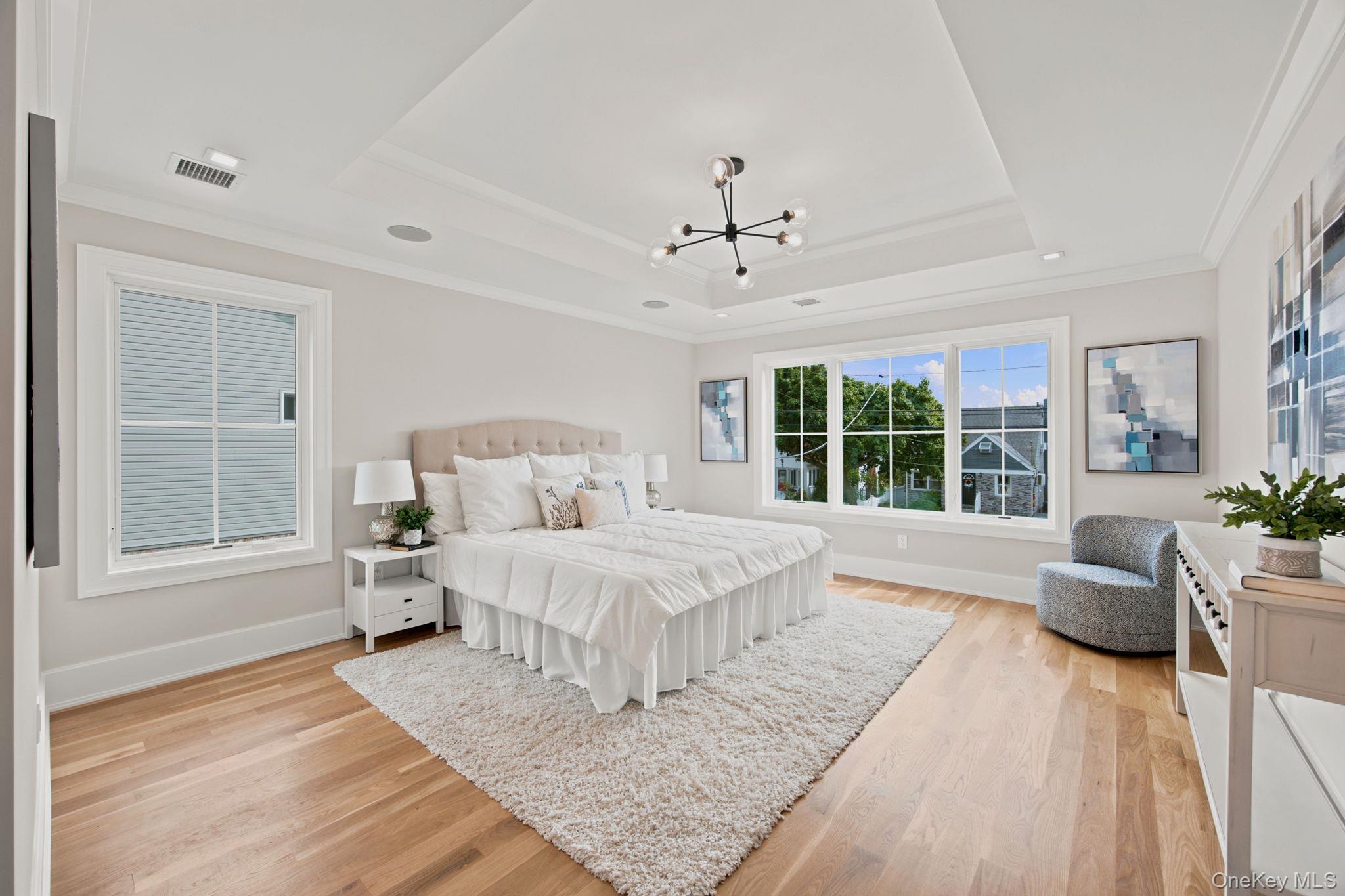 404 Langley Avenue — photo 26