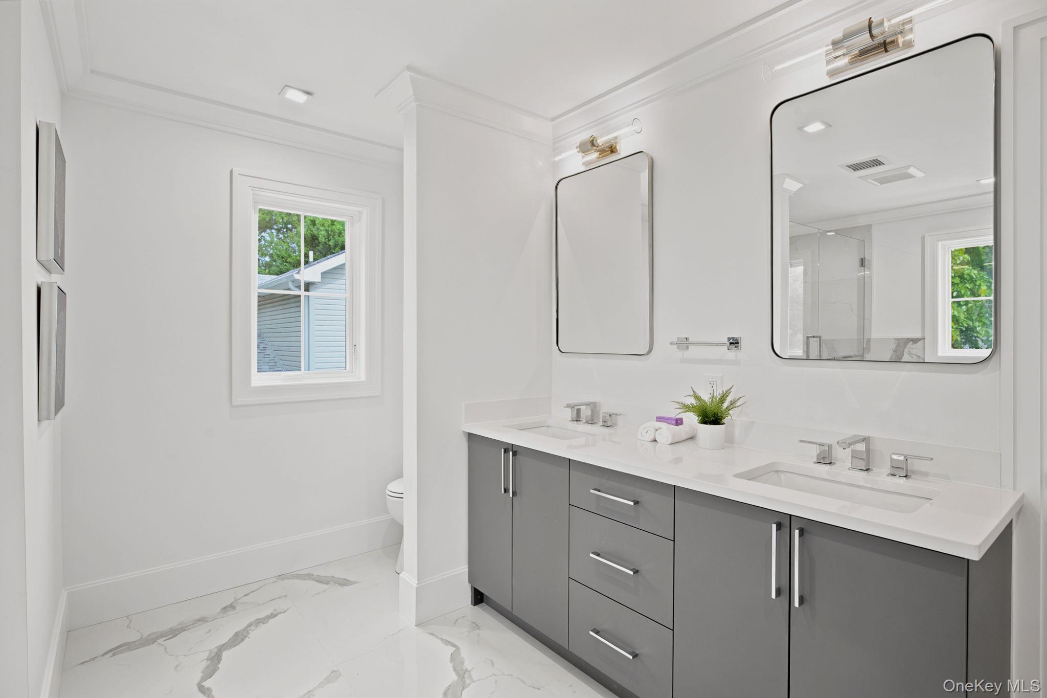 404 Langley Avenue — photo 32
