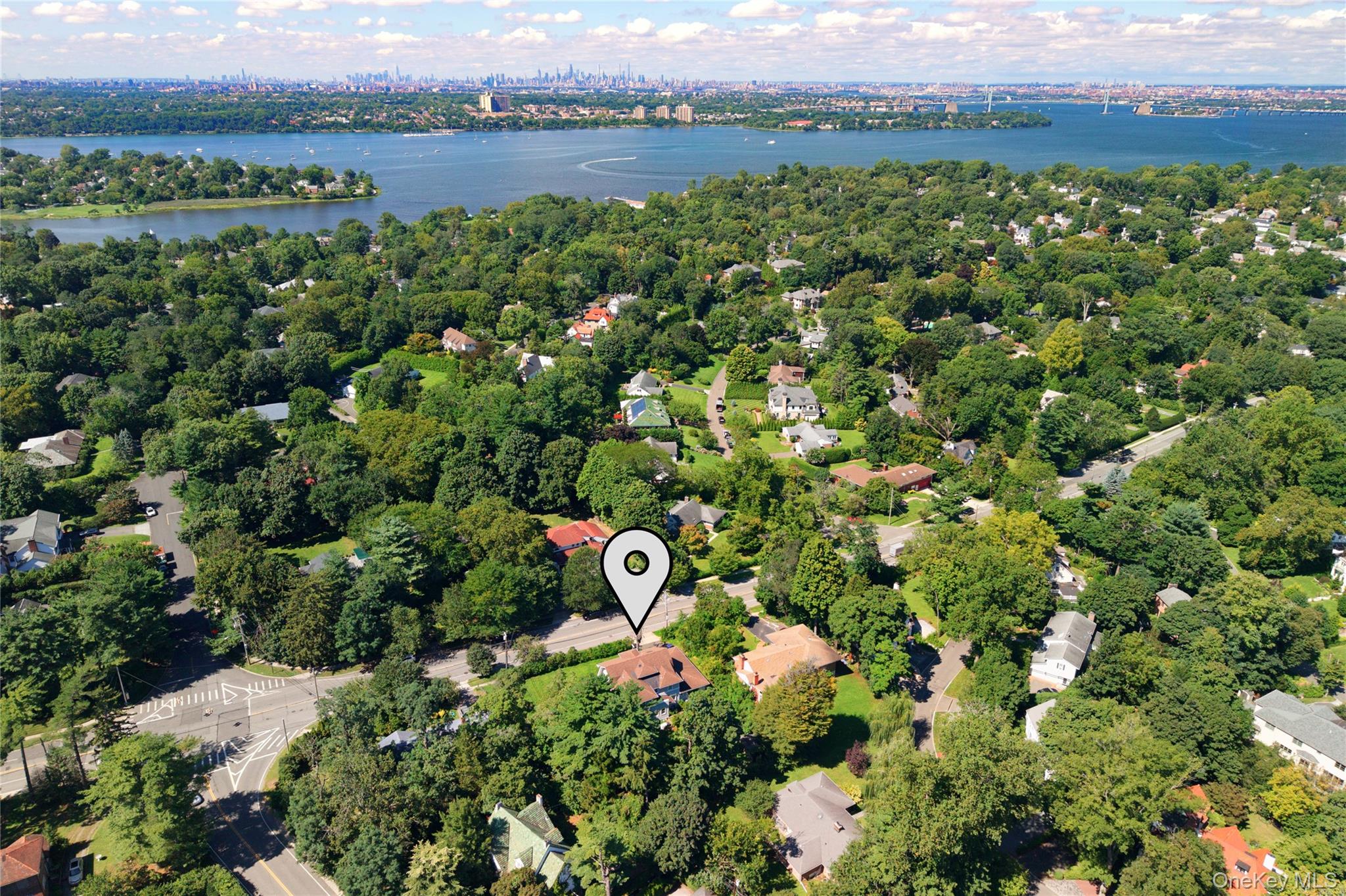 51 Bayview Avenue — photo 22