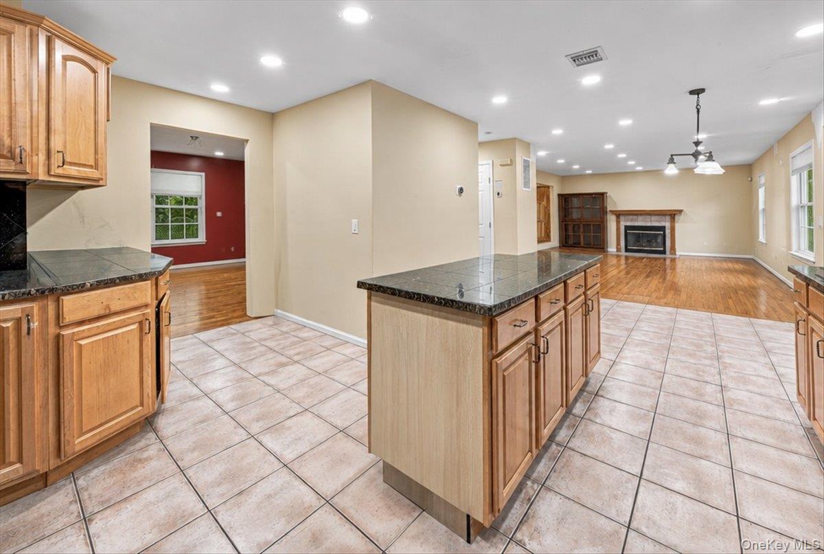 47 Stratler Drive — photo 12