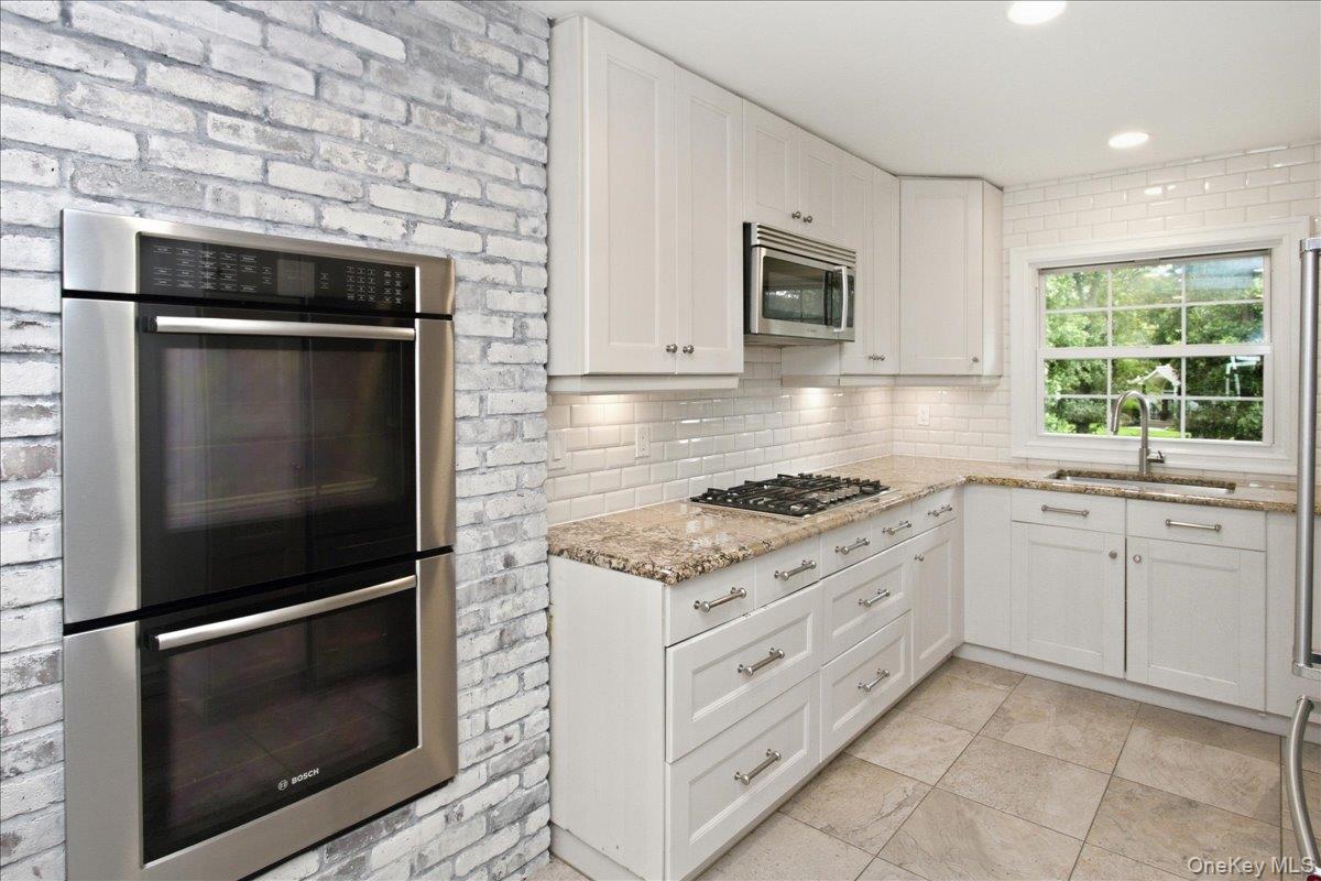 20 Beaumont Drive — photo 11