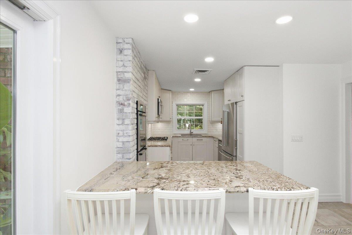 20 Beaumont Drive — photo 13