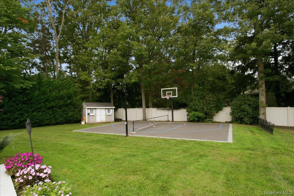 20 Beaumont Drive — photo 40