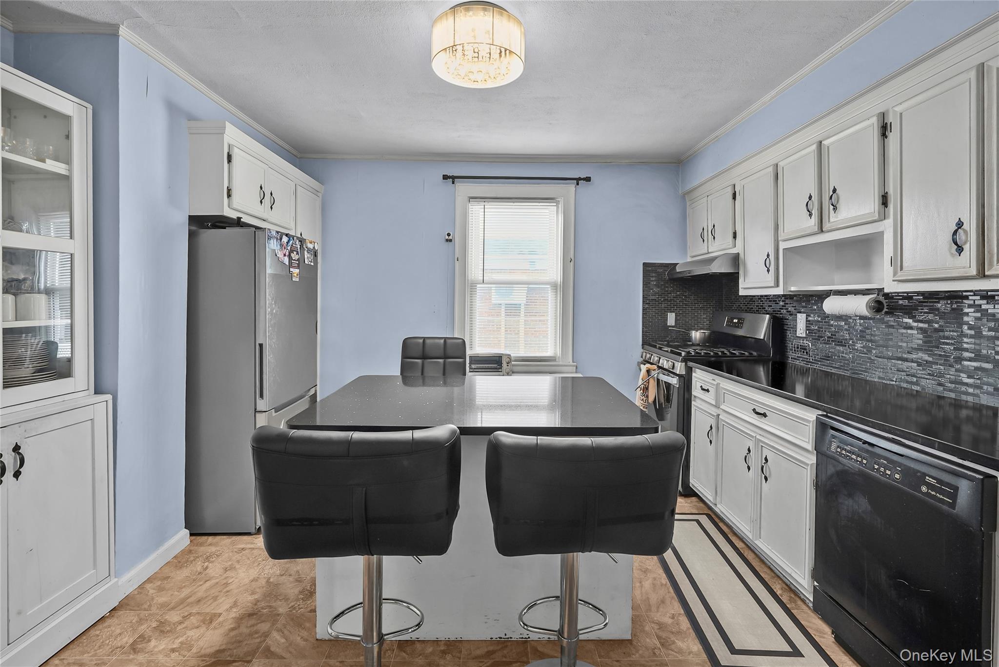 552 Kirkman Avenue — photo 12