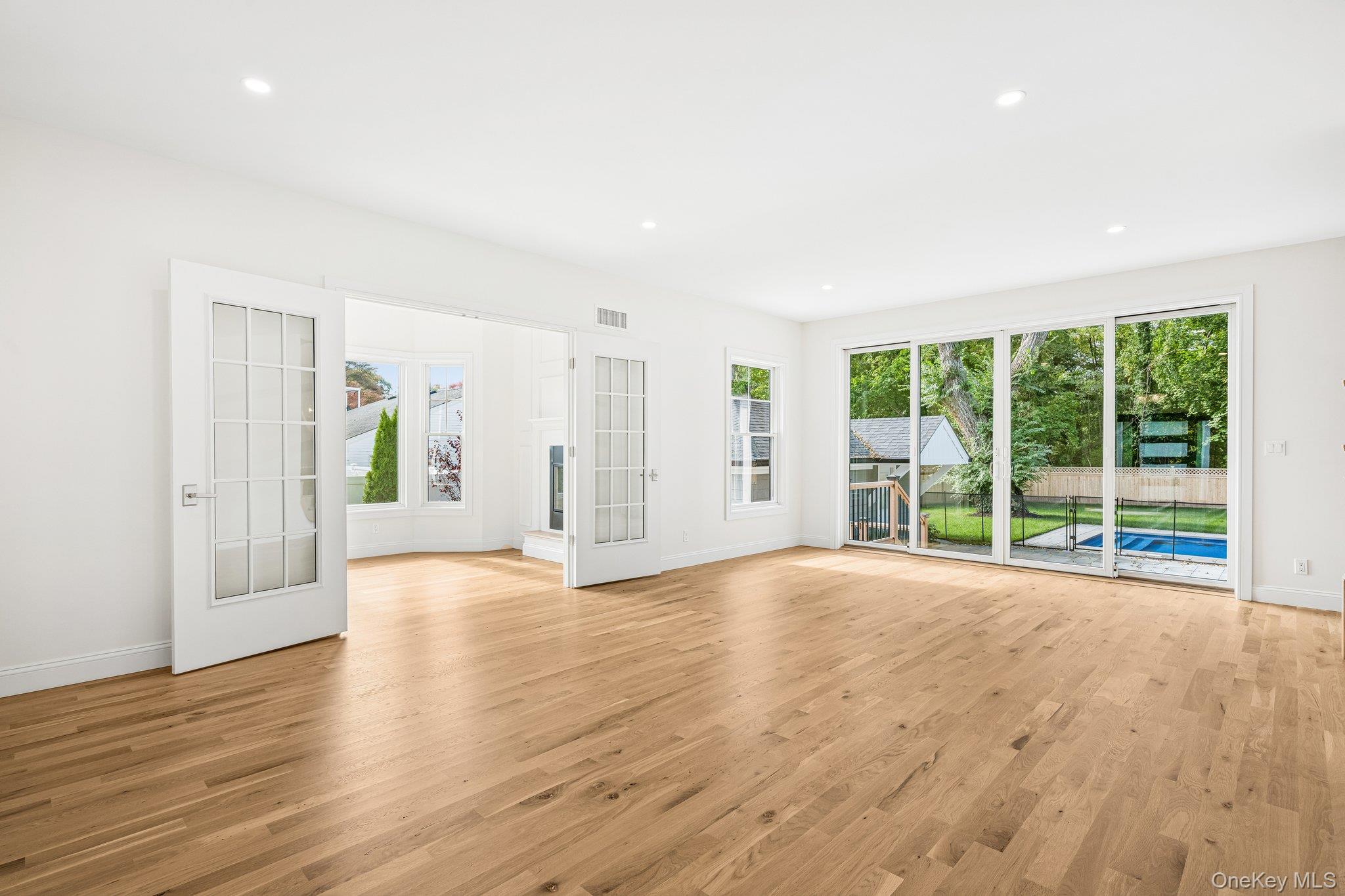 10 Nelson Avenue — photo 15