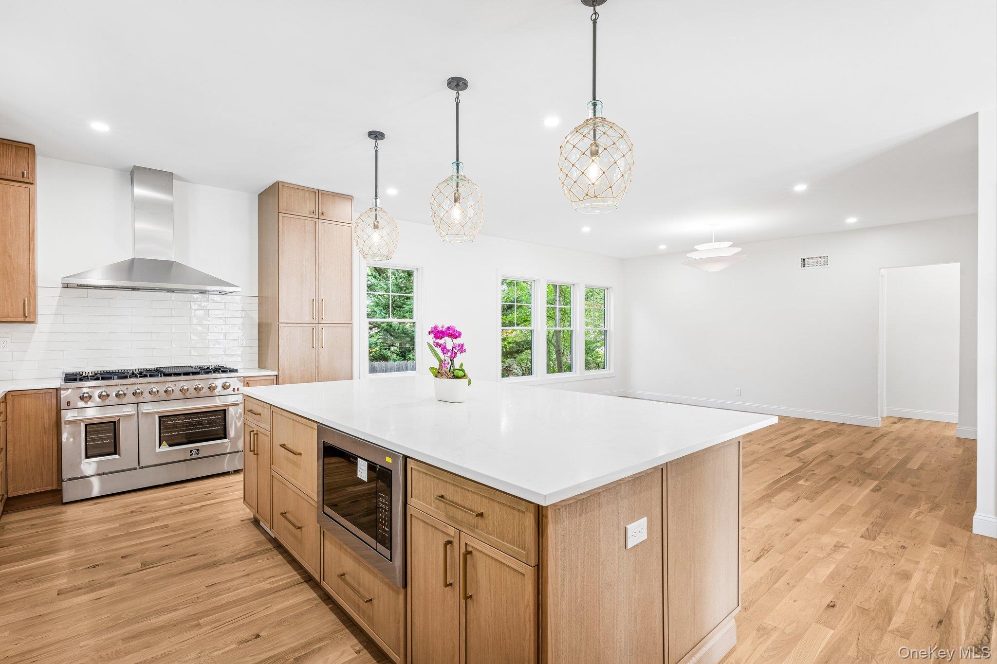 10 Nelson Avenue — photo 7