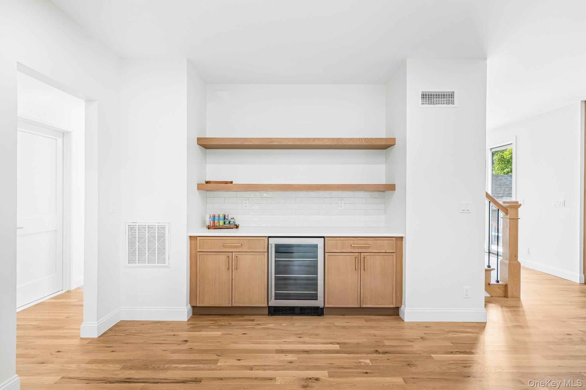 10 Nelson Avenue — photo 9