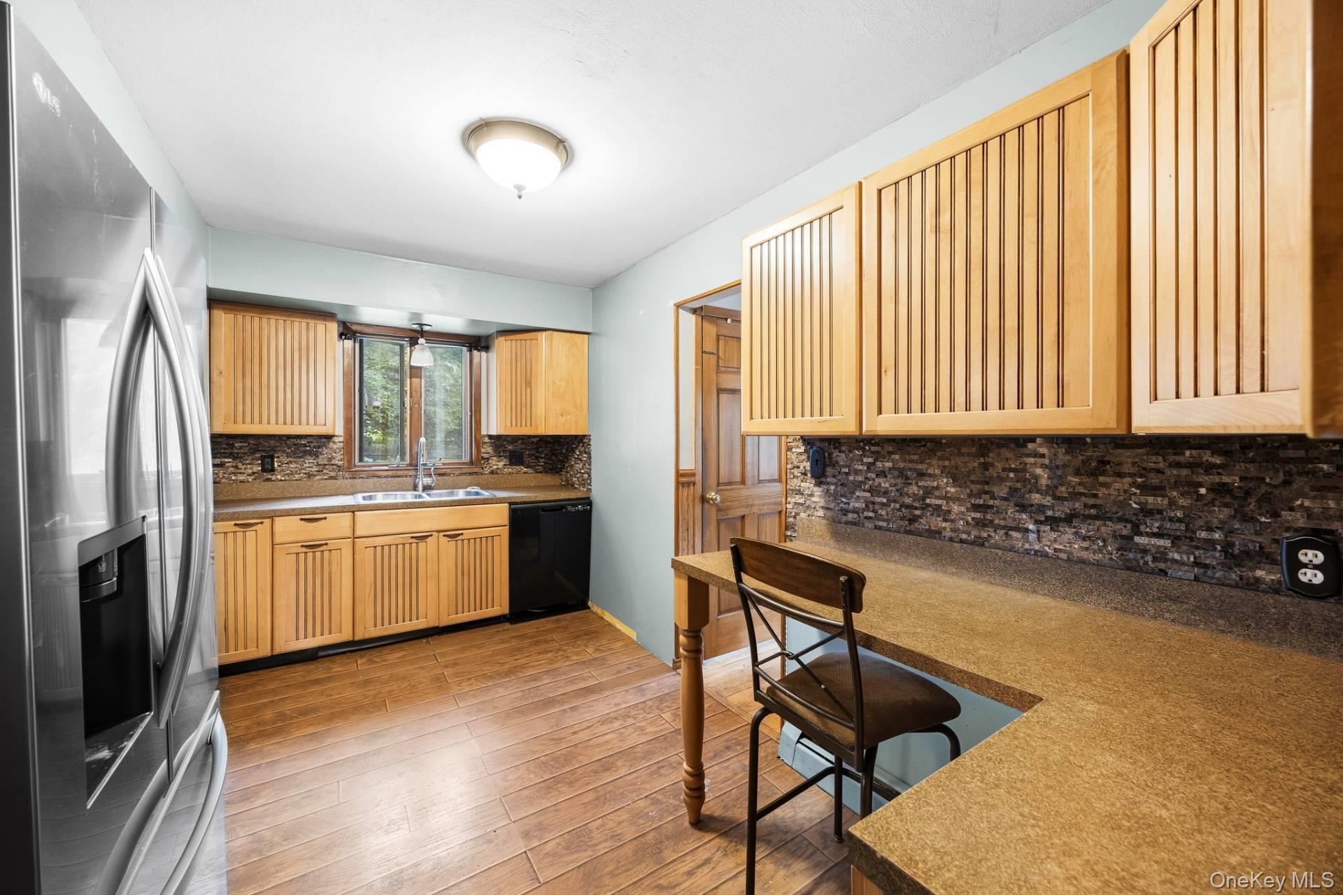 2 Easterly Road — photo 13