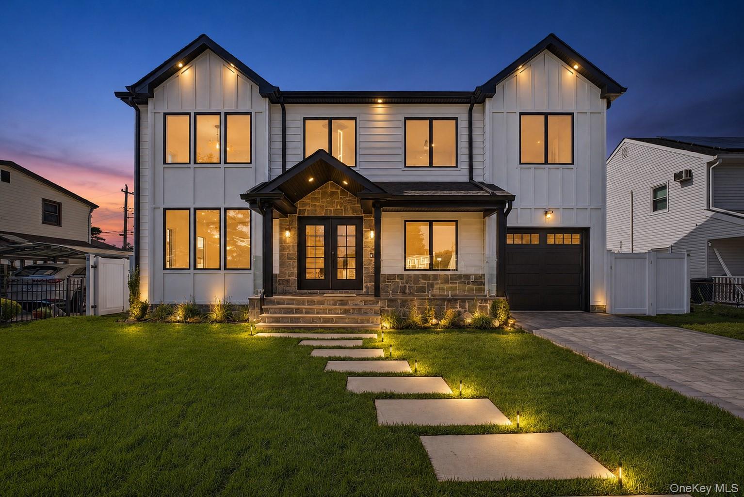 44 Meadow Lane, Levittown