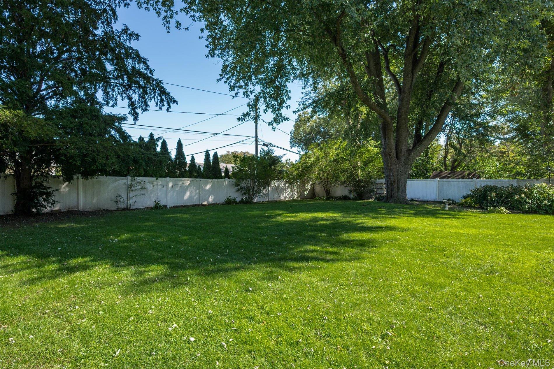 18 Meadow Lark Drive — photo 19