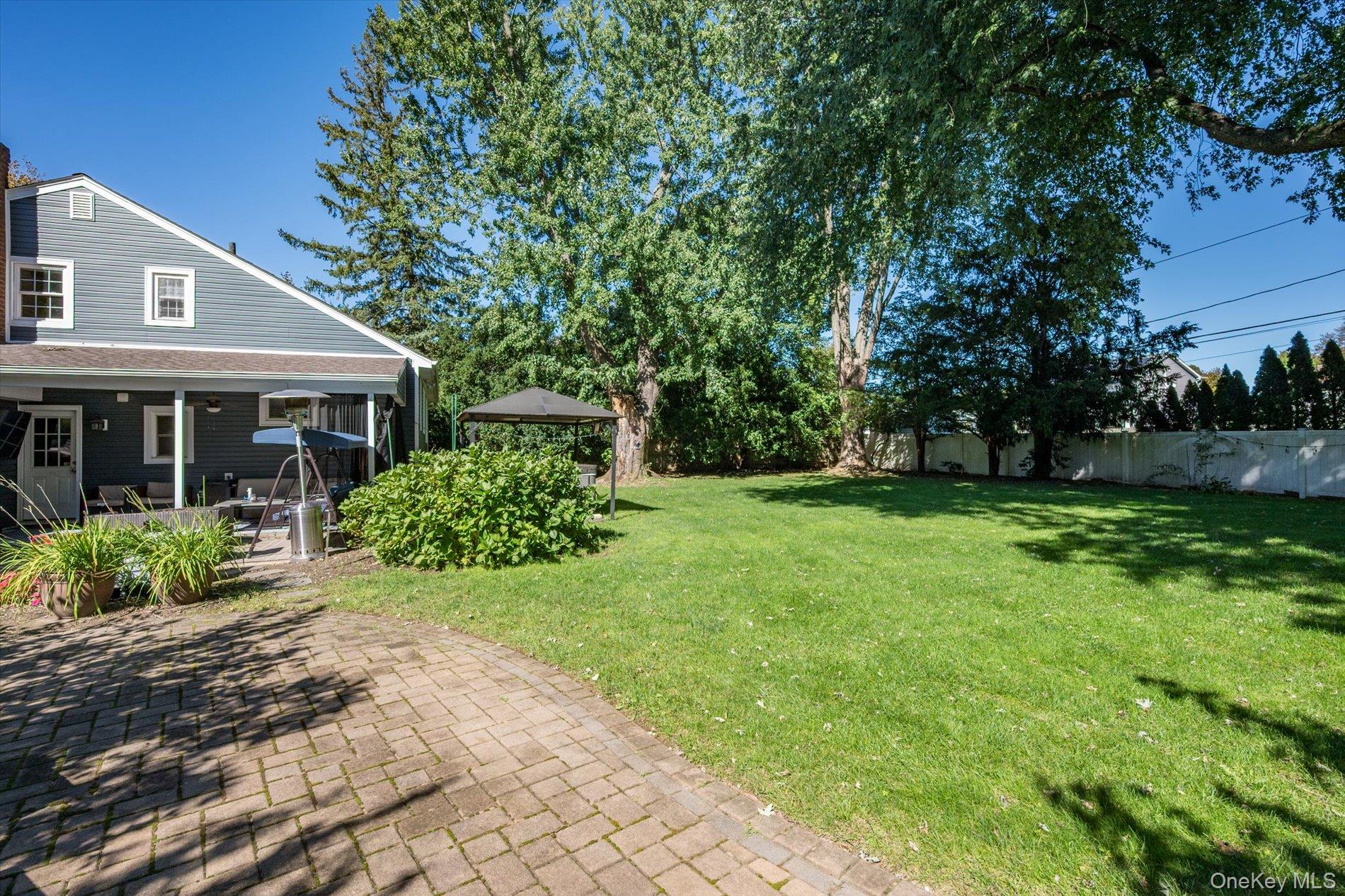 18 Meadow Lark Drive — photo 20