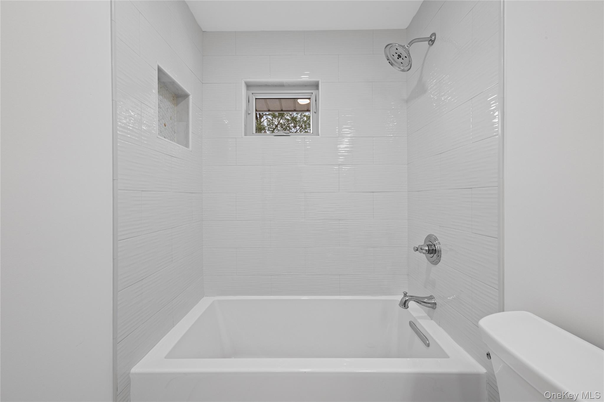 27 Schoenfield Lane — photo 32