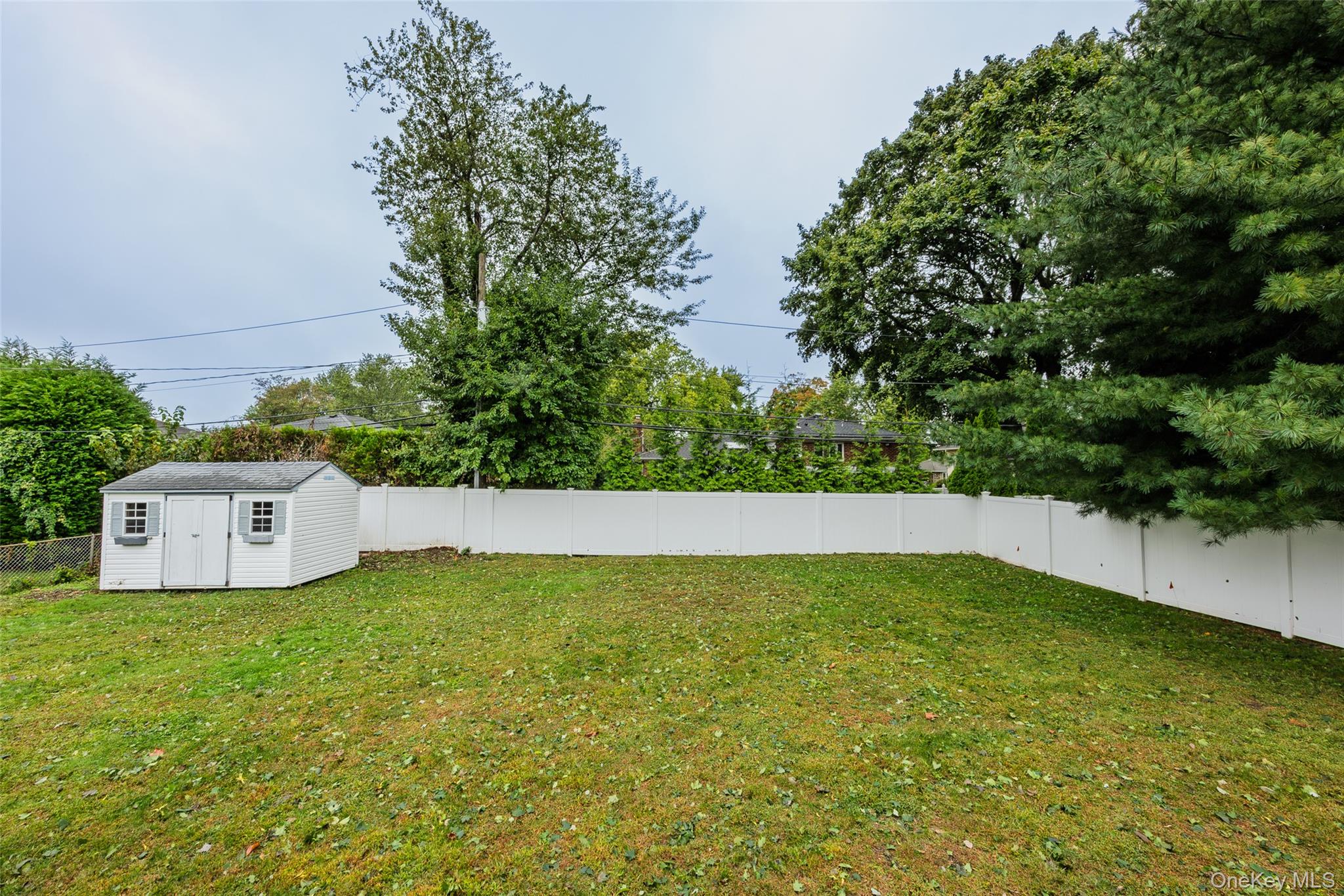 27 Schoenfield Lane — photo 38