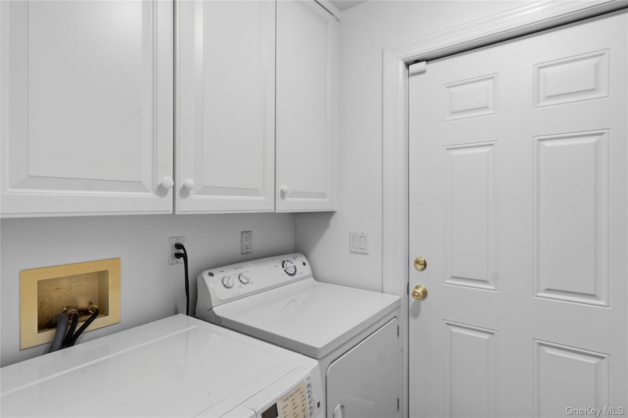 10 Matinecock Court — photo 15