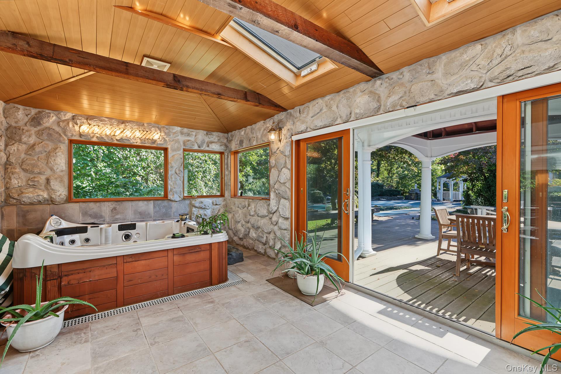 2 Three Pond Road — photo 14
