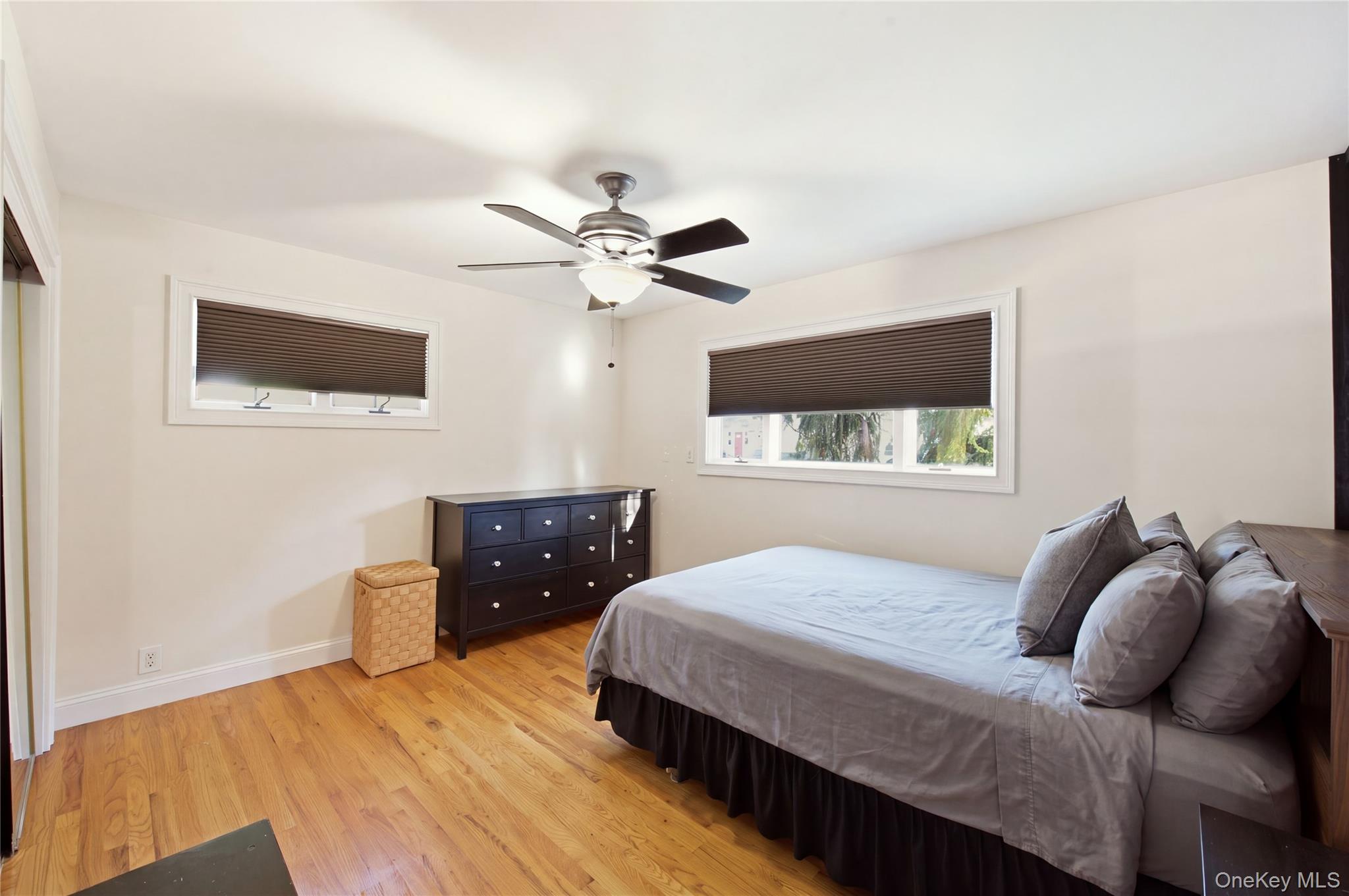 15 Oakwood Street — photo 11
